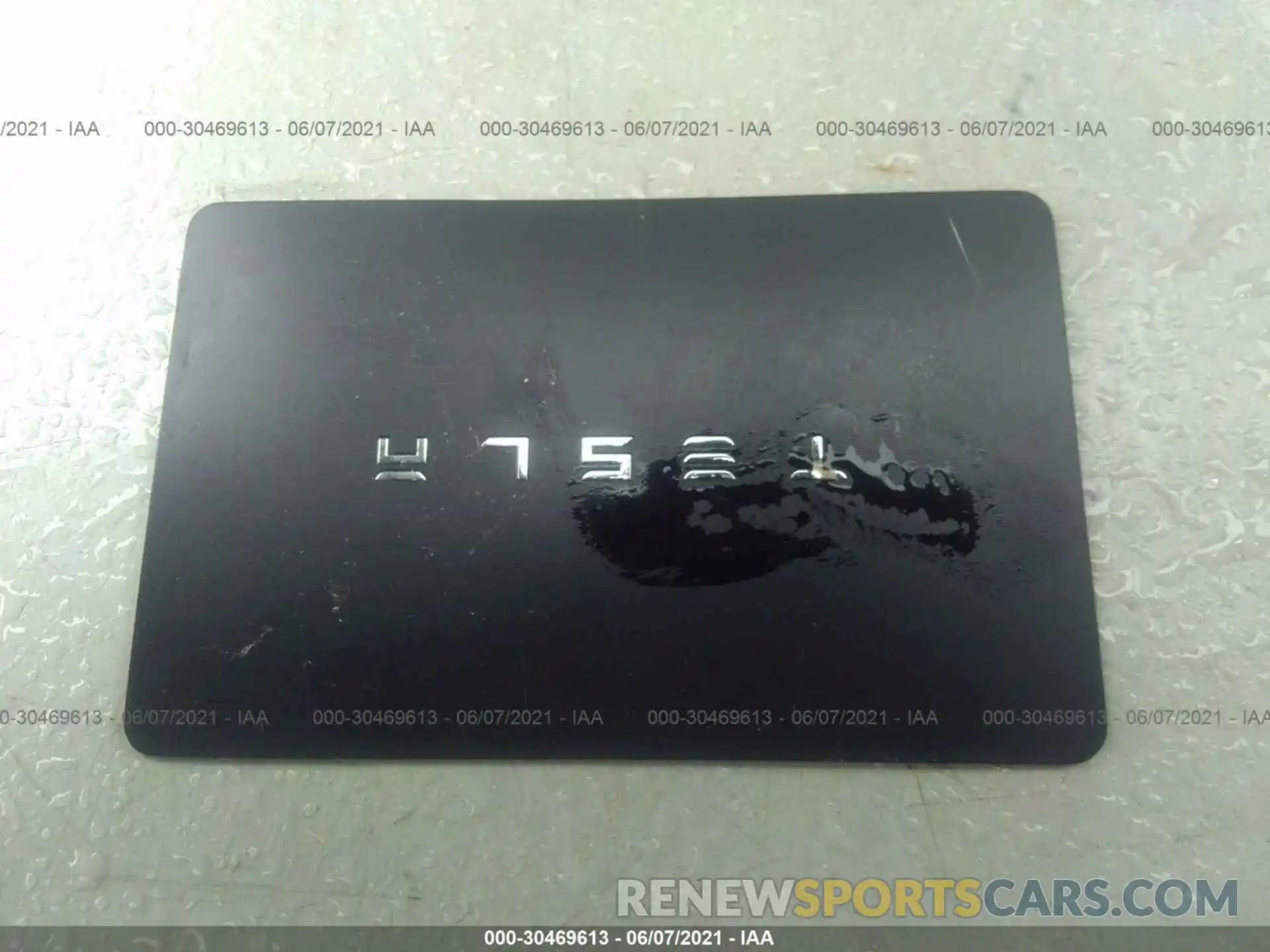 11 Photograph of a damaged car 5YJ3E1EA0KF305041 TESLA MODEL 3 2019