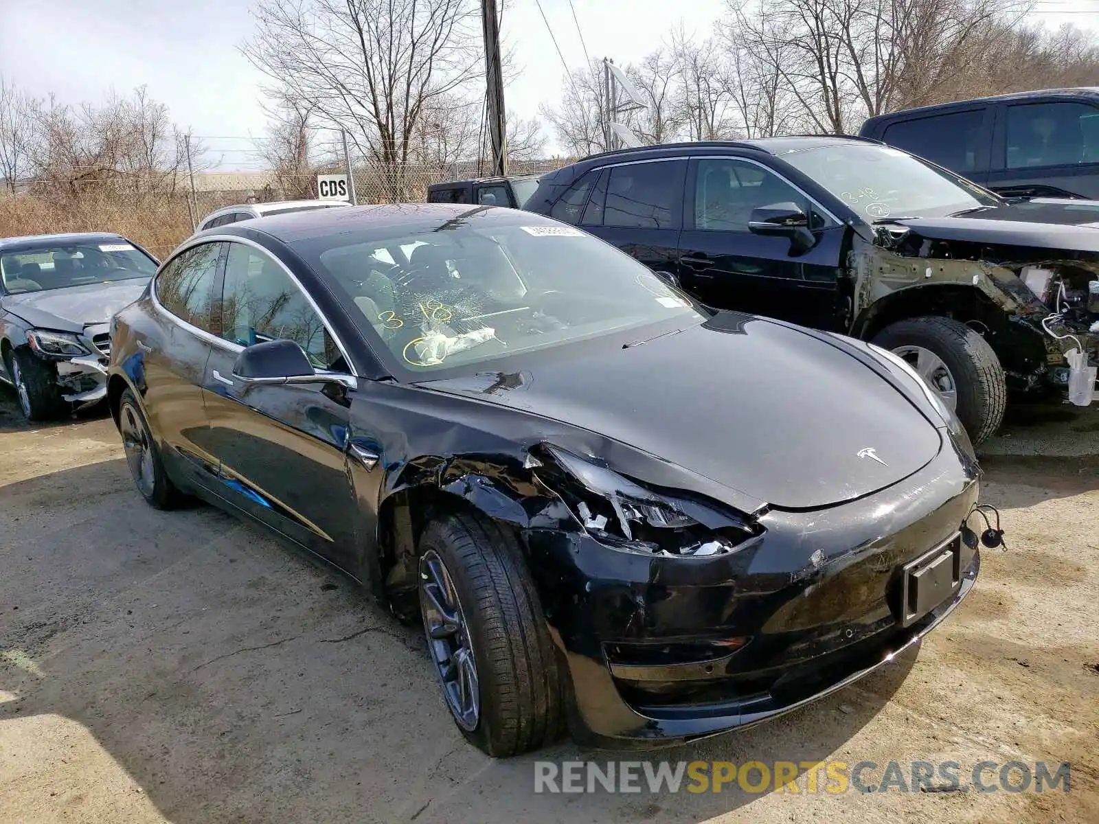 1 Фотография поврежденного автомобиля 5YJ3E1EA0KF305427 TESLA MODEL 3 2019