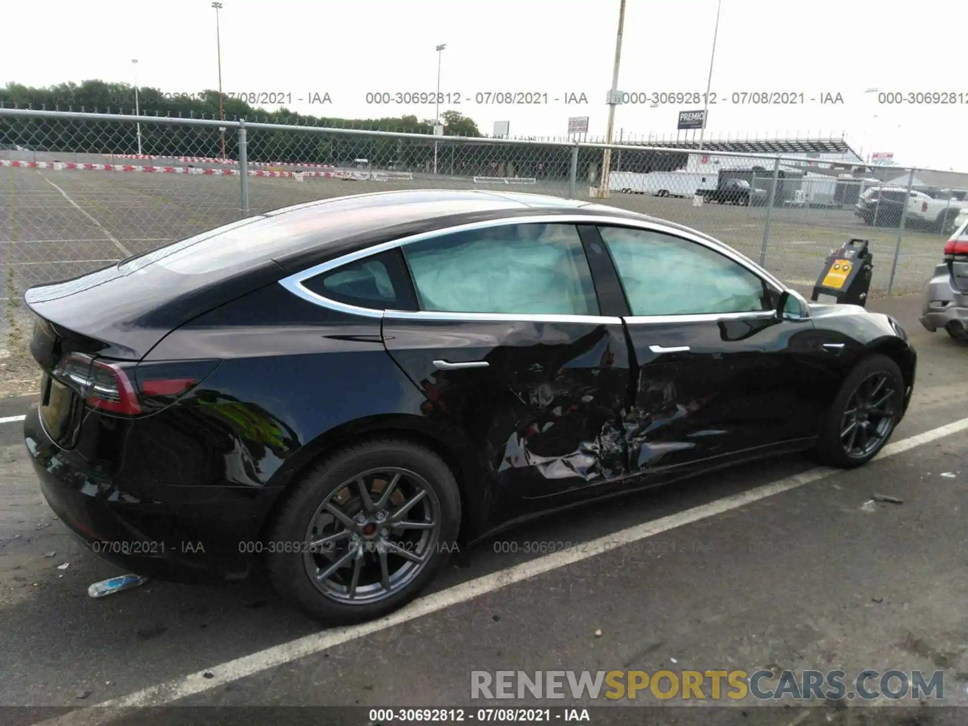 6 Photograph of a damaged car 5YJ3E1EA0KF305668 TESLA MODEL 3 2019