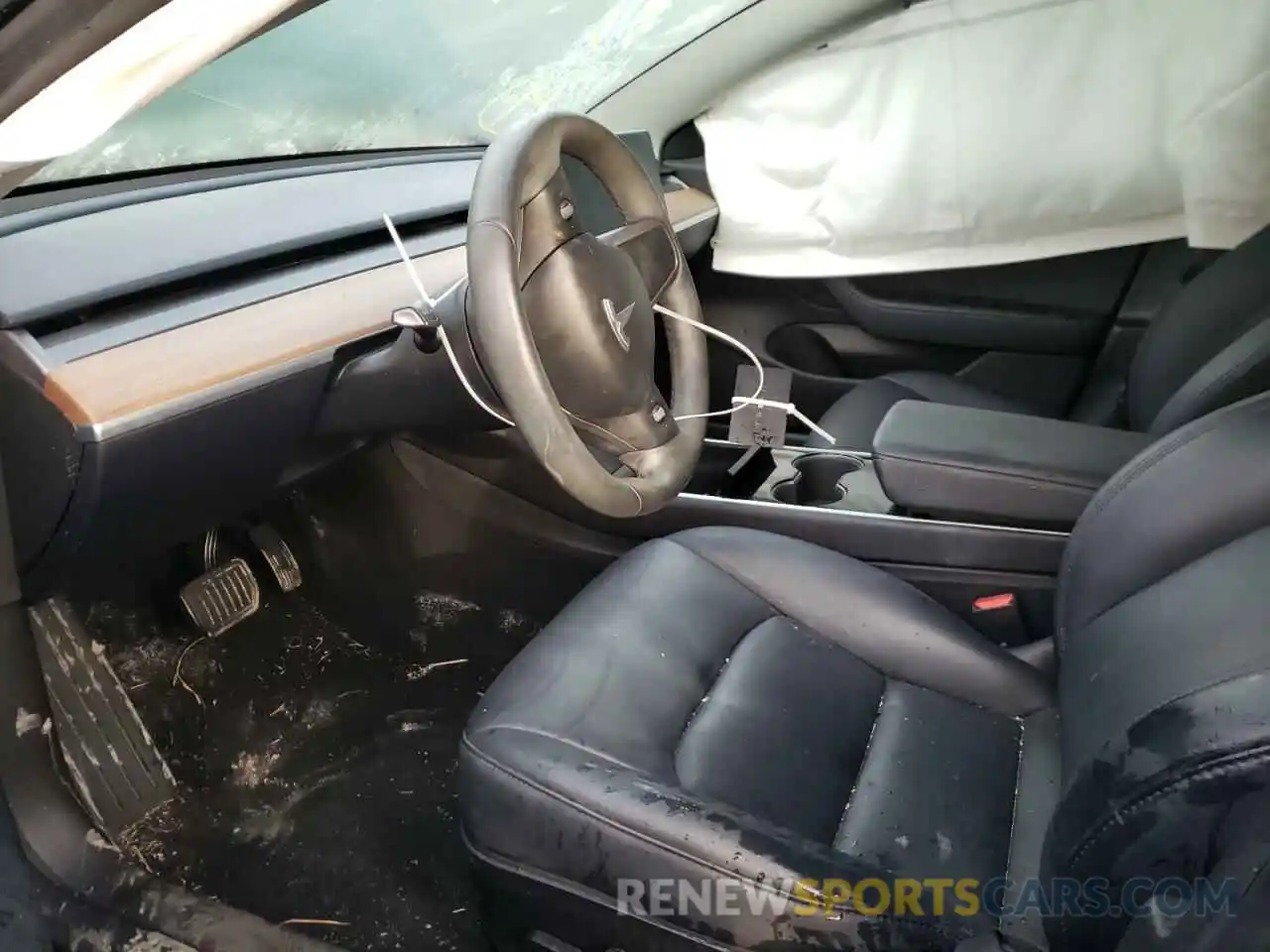 5 Photograph of a damaged car 5YJ3E1EA0KF306464 TESLA MODEL 3 2019