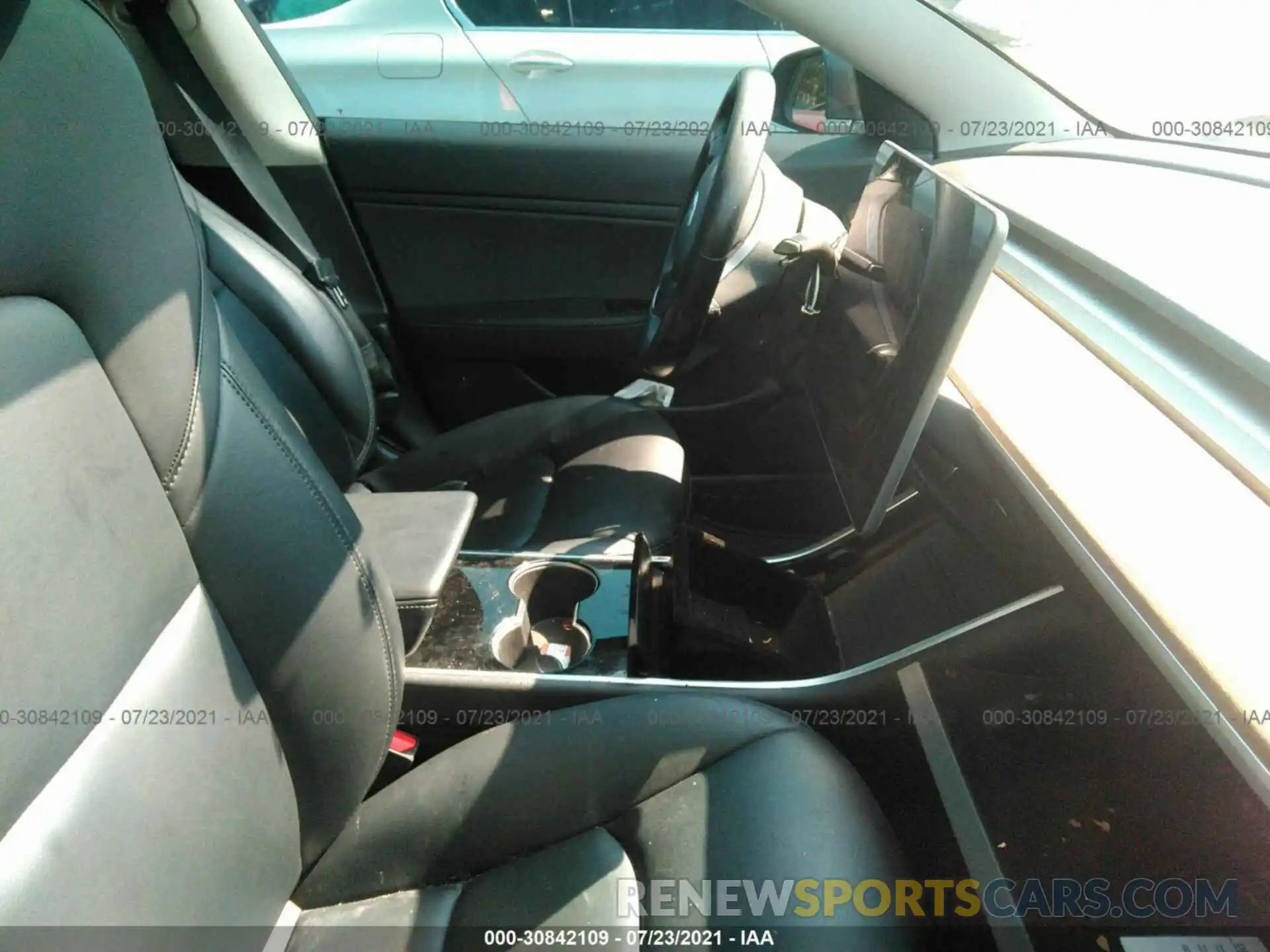 5 Photograph of a damaged car 5YJ3E1EA0KF307369 TESLA MODEL 3 2019