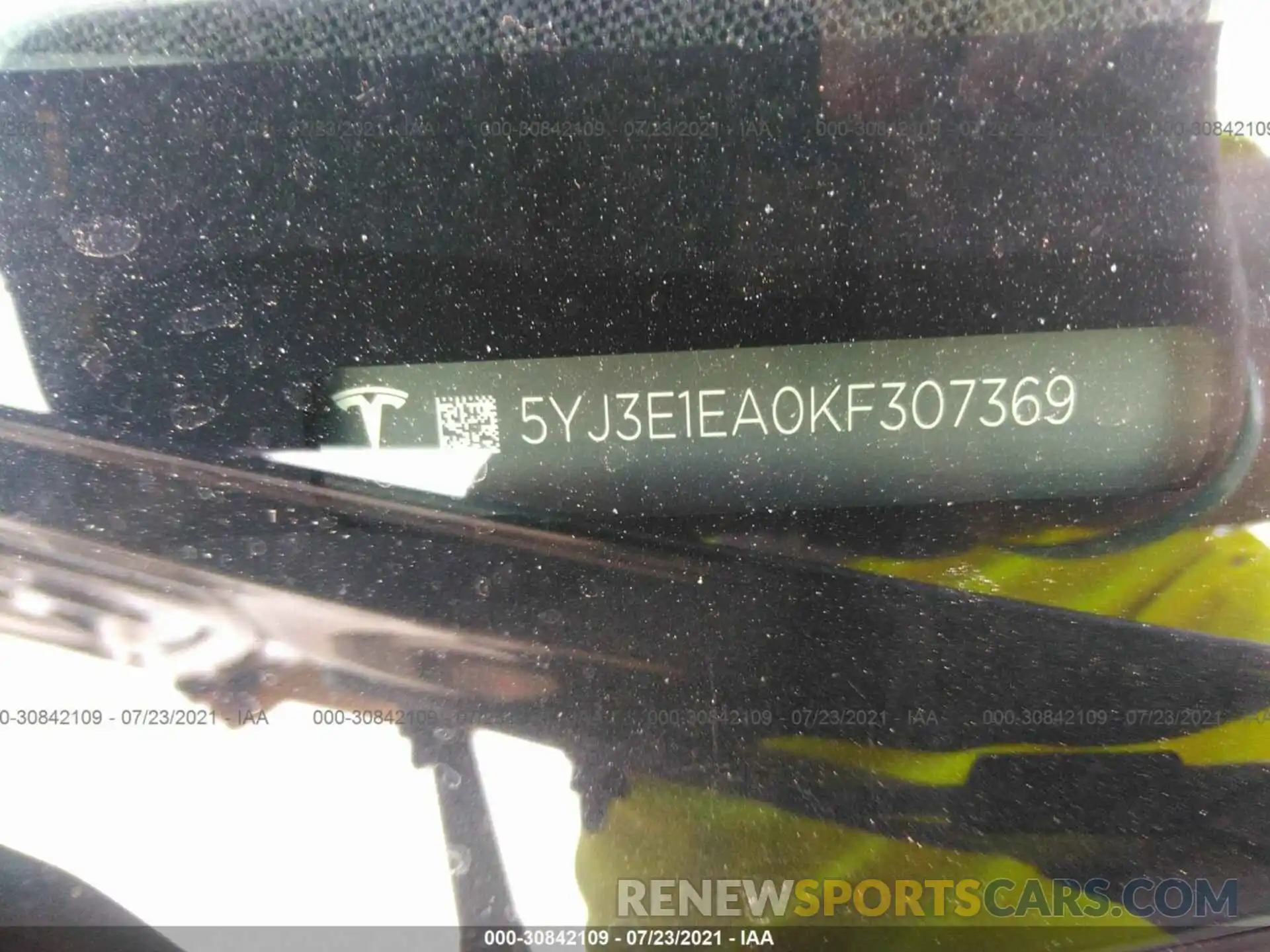 8 Photograph of a damaged car 5YJ3E1EA0KF307369 TESLA MODEL 3 2019