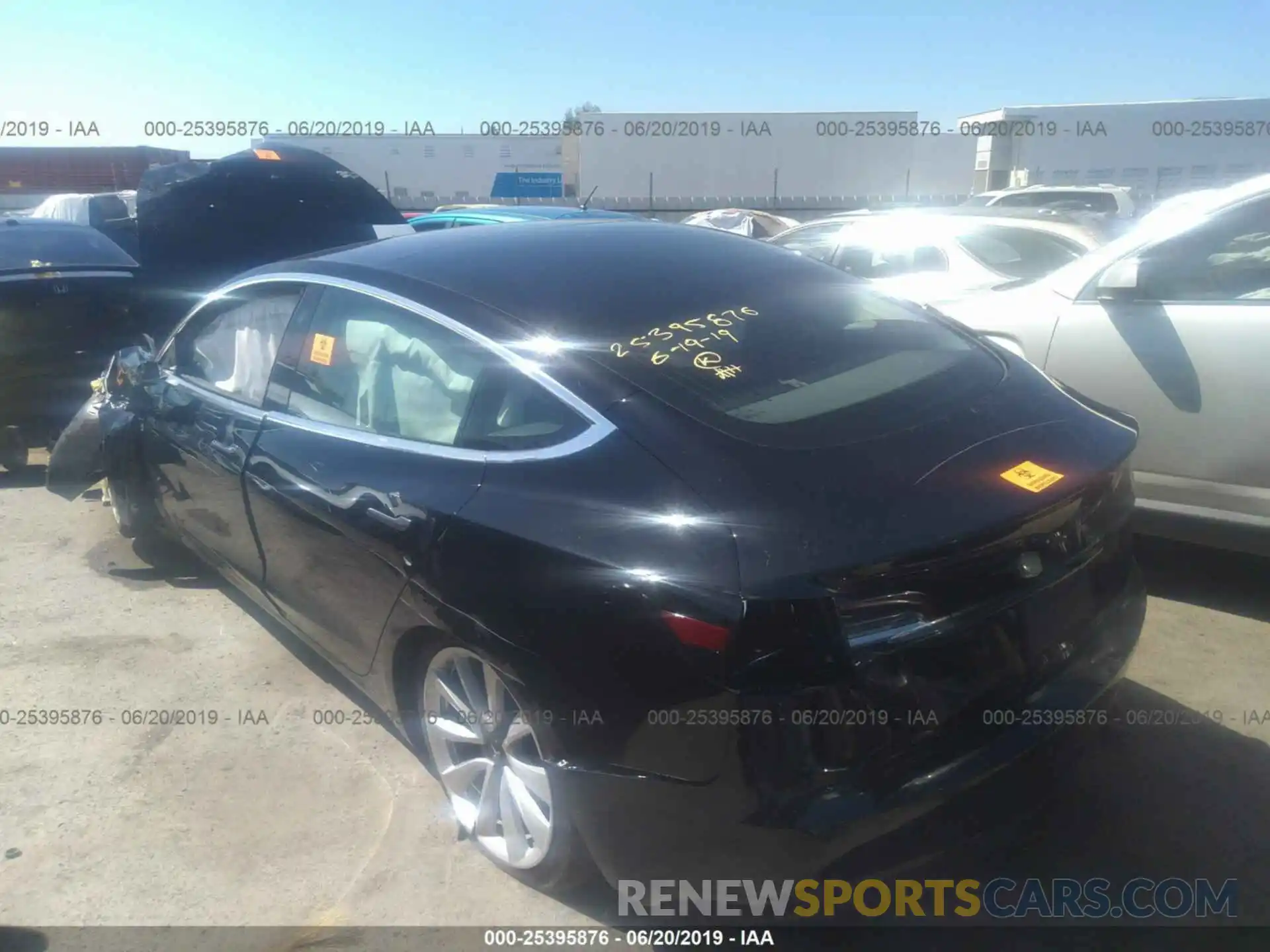 3 Photograph of a damaged car 5YJ3E1EA0KF310689 TESLA MODEL 3 2019