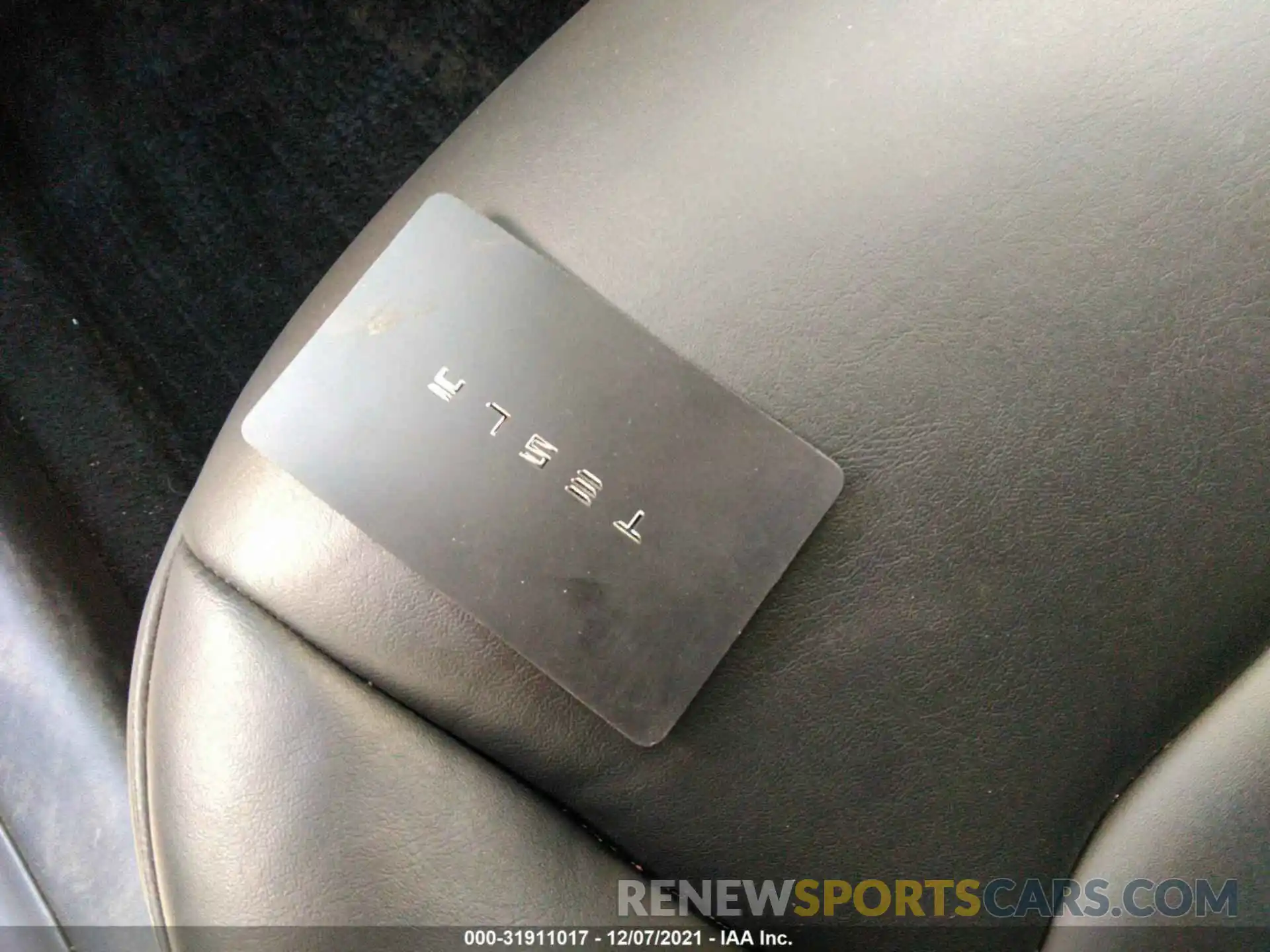 11 Photograph of a damaged car 5YJ3E1EA0KF311812 TESLA MODEL 3 2019