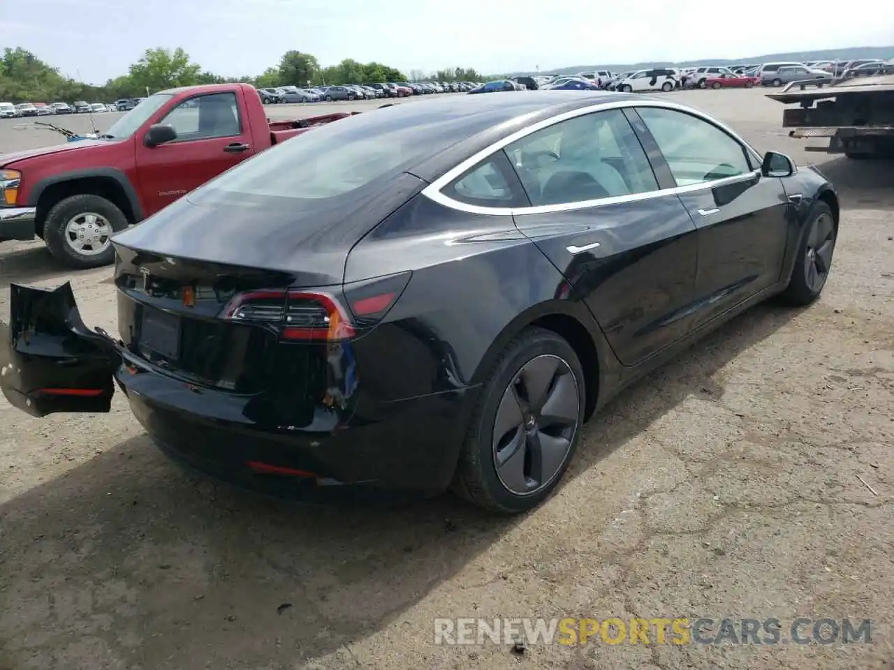 4 Photograph of a damaged car 5YJ3E1EA0KF312118 TESLA MODEL 3 2019