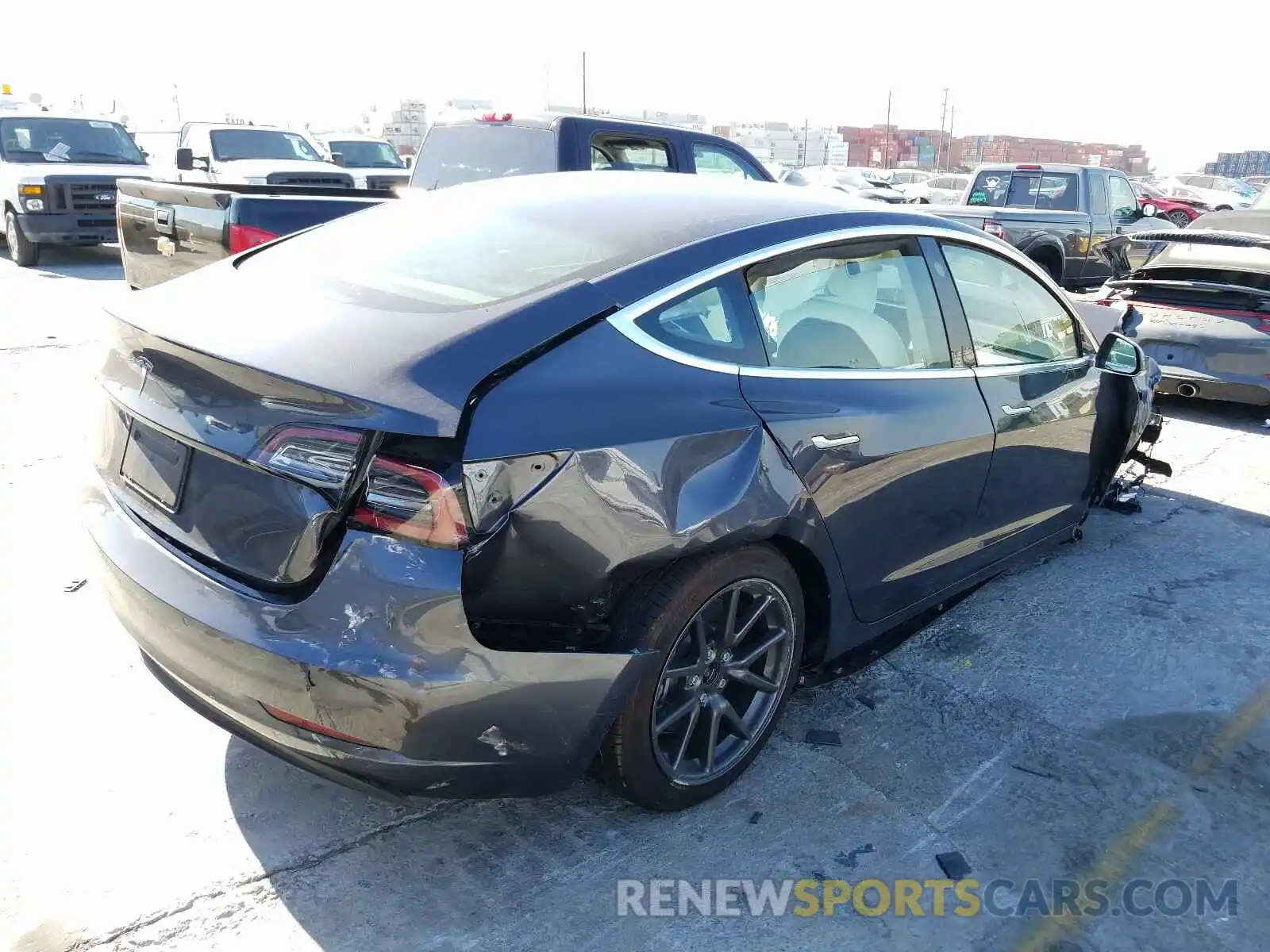 4 Photograph of a damaged car 5YJ3E1EA0KF317903 TESLA MODEL 3 2019