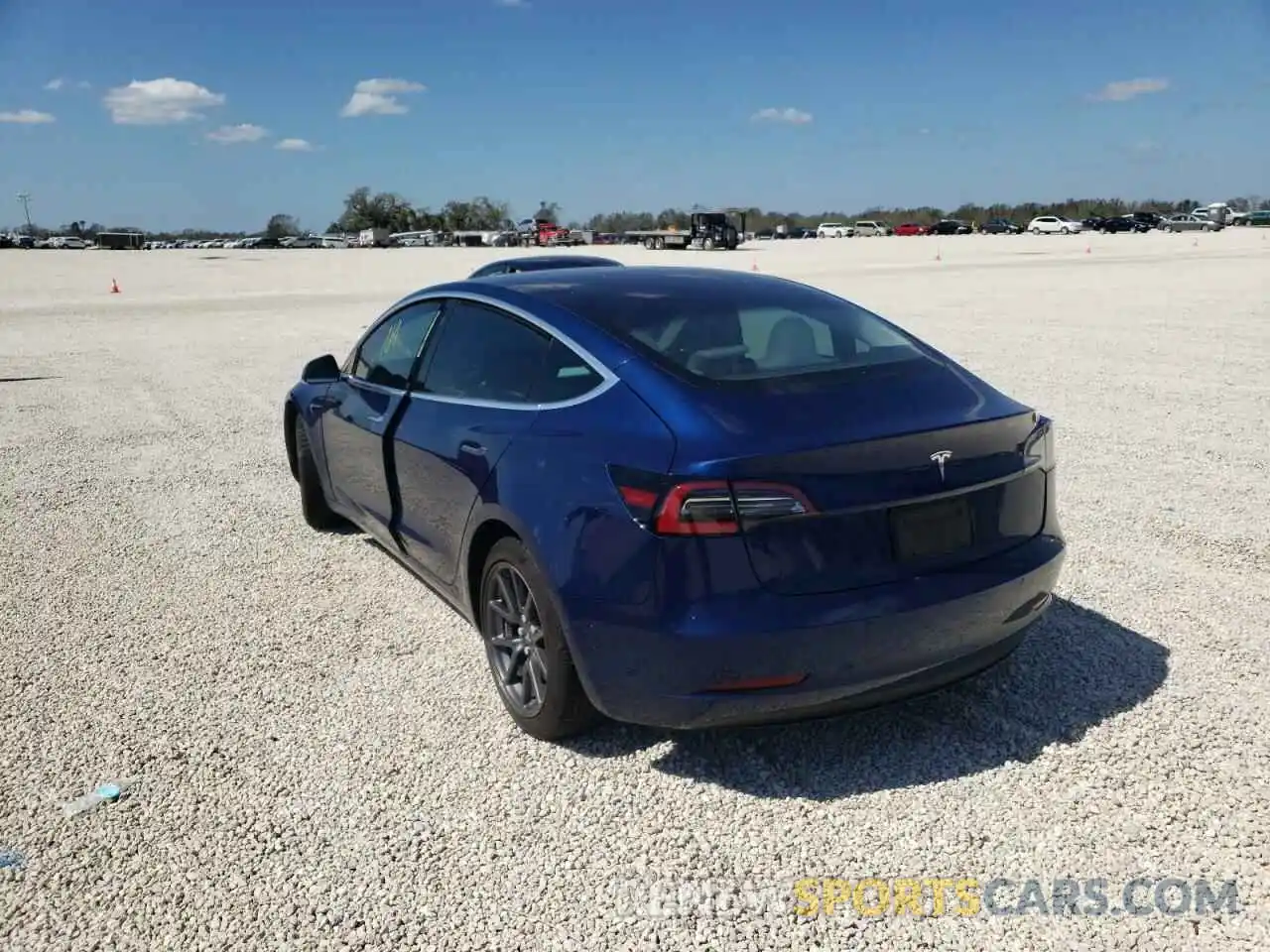 3 Photograph of a damaged car 5YJ3E1EA0KF332403 TESLA MODEL 3 2019