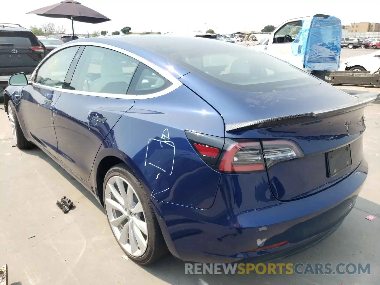 3 Photograph of a damaged car 5YJ3E1EA0KF332823 TESLA MODEL 3 2019