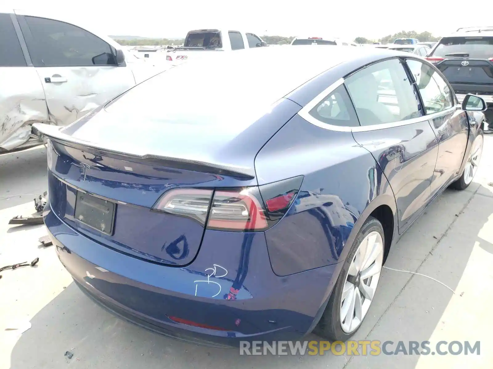 4 Photograph of a damaged car 5YJ3E1EA0KF332823 TESLA MODEL 3 2019