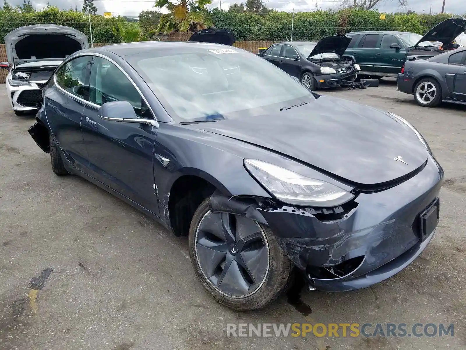 1 Photograph of a damaged car 5YJ3E1EA0KF400375 TESLA MODEL 3 2019