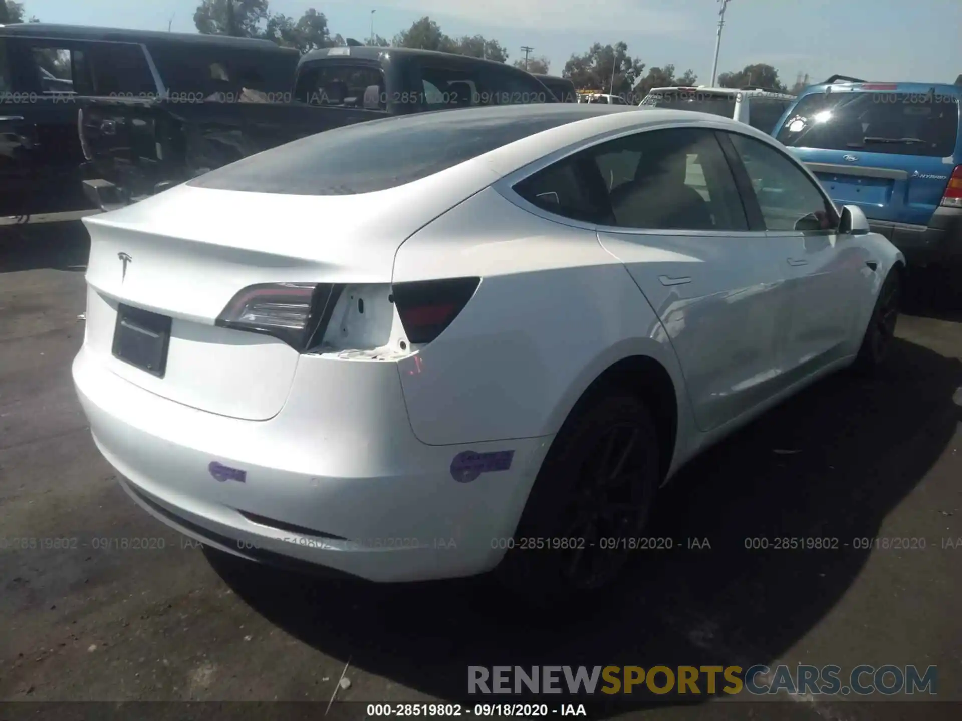 4 Photograph of a damaged car 5YJ3E1EA0KF401610 TESLA MODEL 3 2019