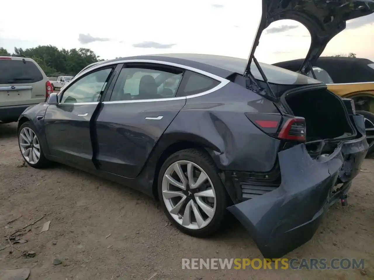 3 Photograph of a damaged car 5YJ3E1EA0KF402031 TESLA MODEL 3 2019