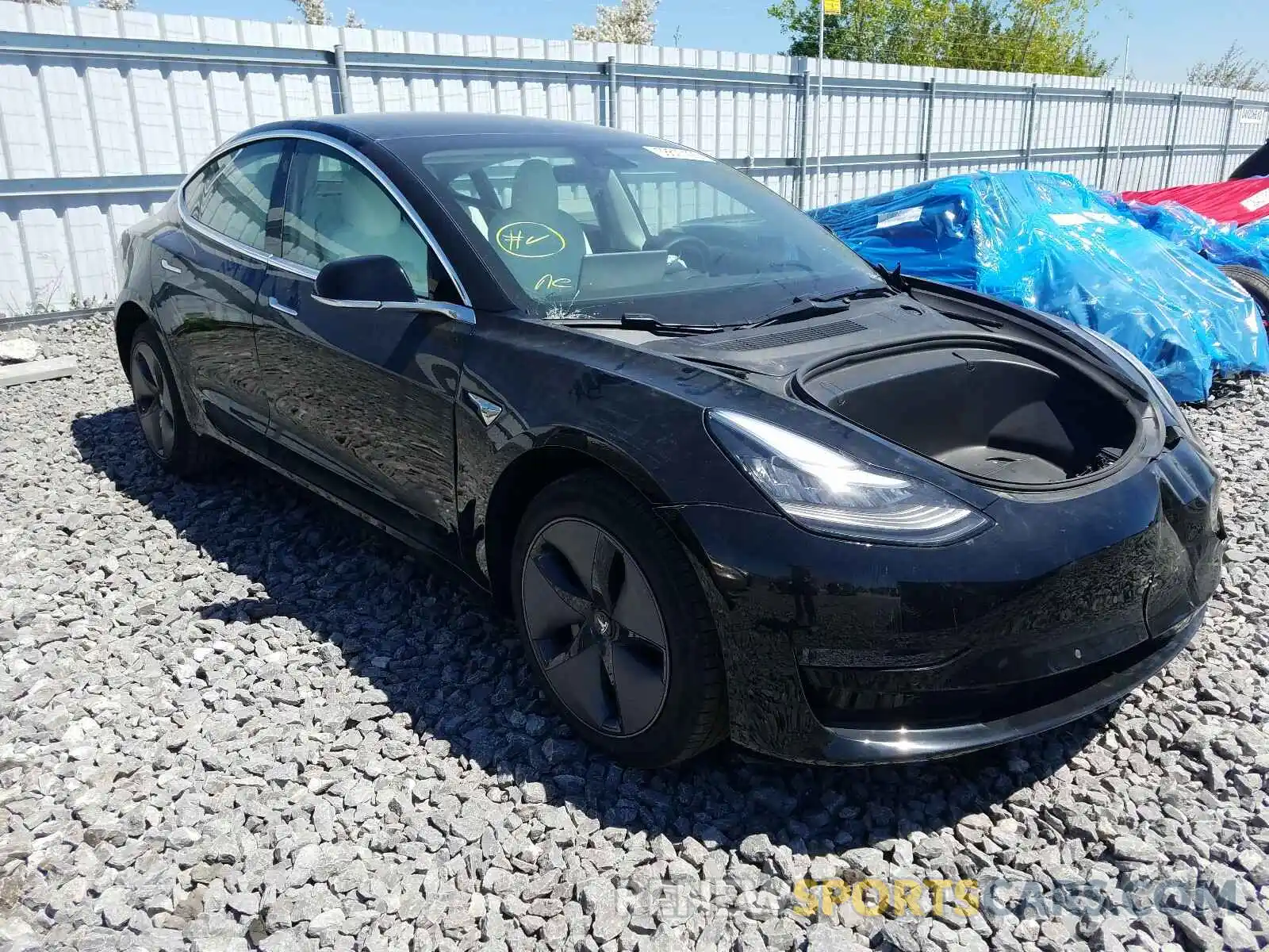 1 Photograph of a damaged car 5YJ3E1EA0KF403485 TESLA MODEL 3 2019