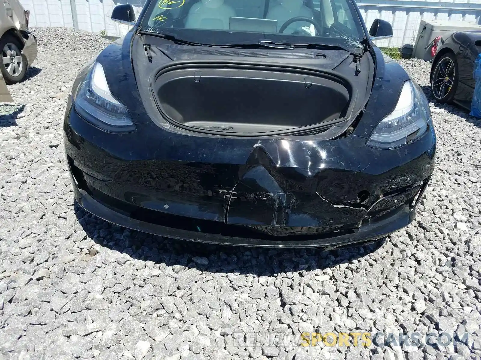 9 Photograph of a damaged car 5YJ3E1EA0KF403485 TESLA MODEL 3 2019