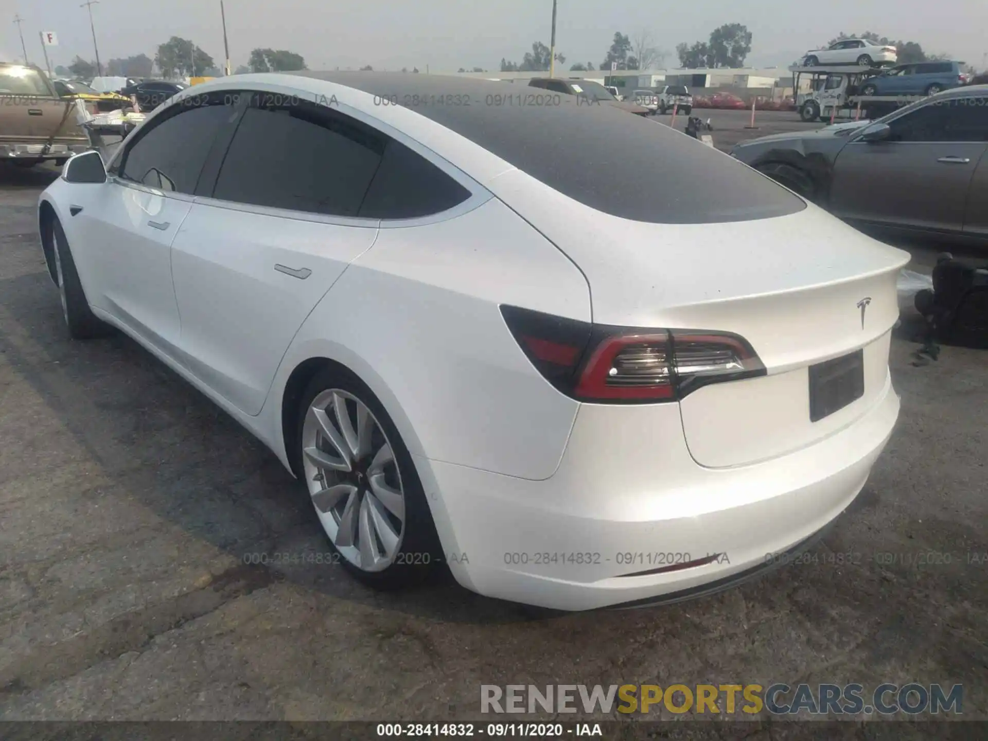 3 Photograph of a damaged car 5YJ3E1EA0KF412932 TESLA MODEL 3 2019