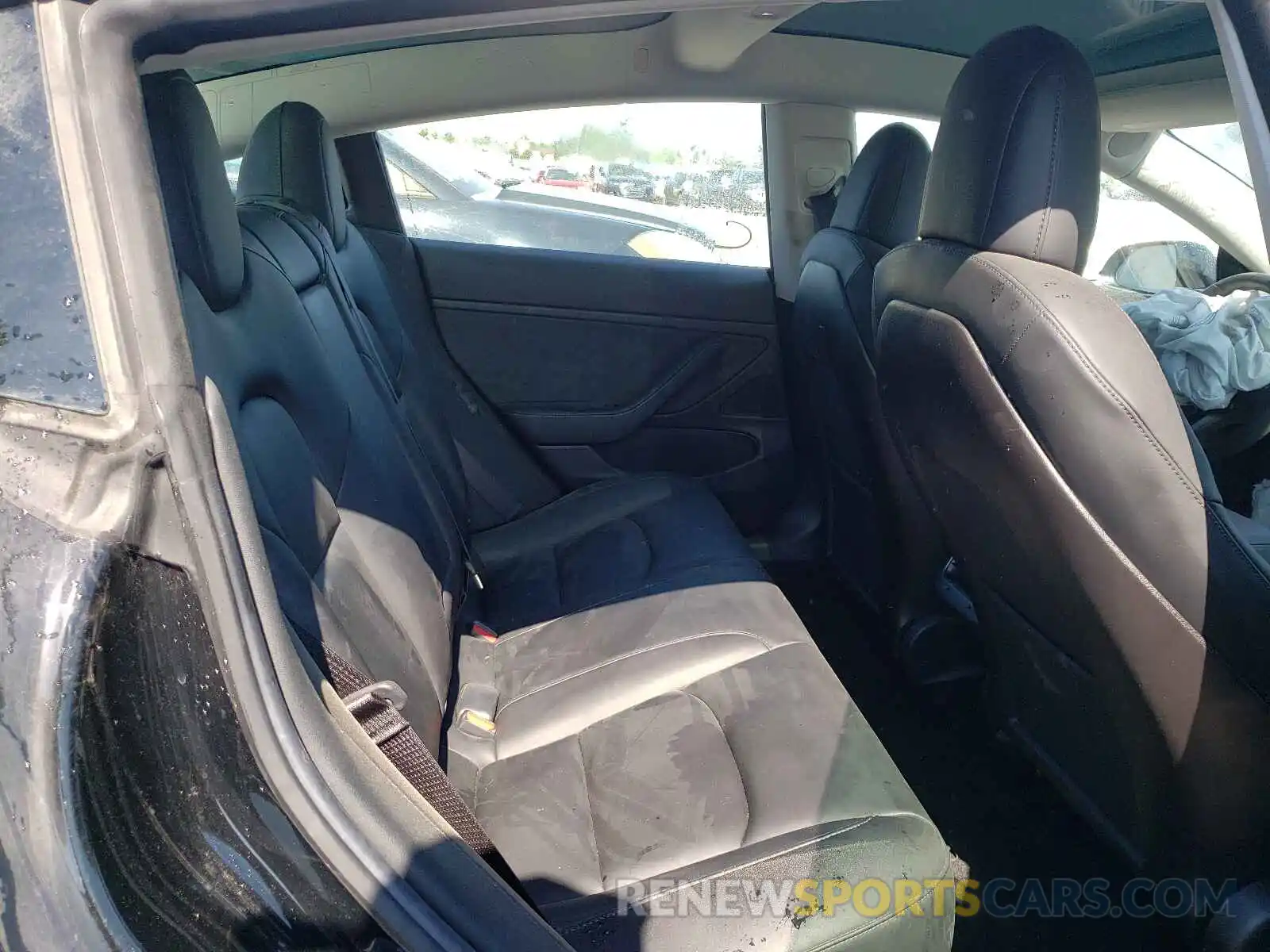 6 Photograph of a damaged car 5YJ3E1EA0KF414549 TESLA MODEL 3 2019