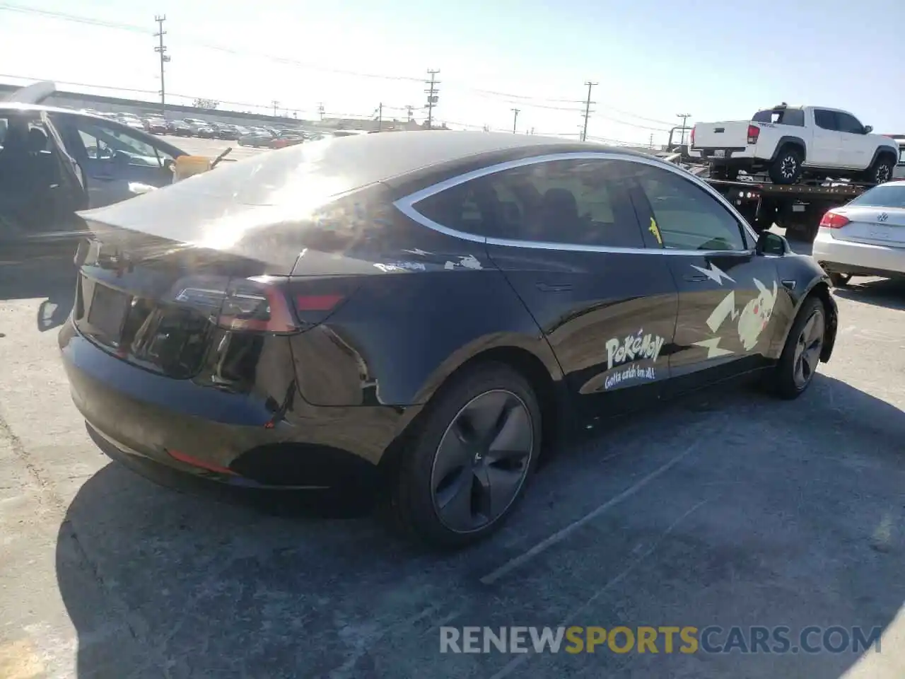 4 Photograph of a damaged car 5YJ3E1EA0KF415751 TESLA MODEL 3 2019