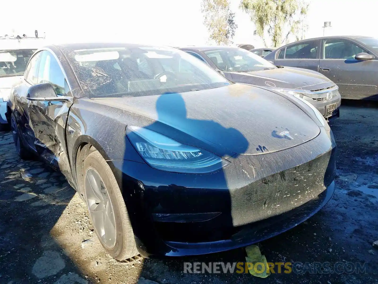 1 Photograph of a damaged car 5YJ3E1EA0KF421095 TESLA MODEL 3 2019