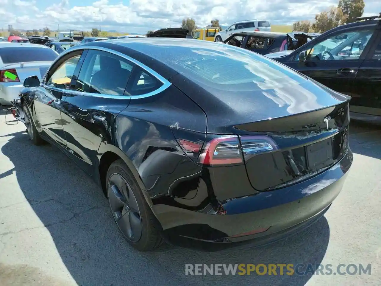 3 Photograph of a damaged car 5YJ3E1EA0KF424630 TESLA MODEL 3 2019