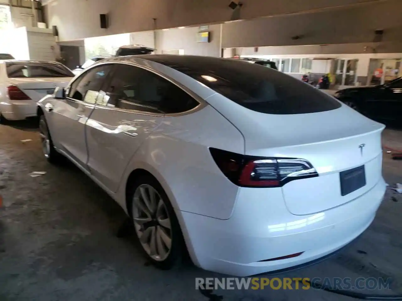 3 Photograph of a damaged car 5YJ3E1EA0KF429438 TESLA MODEL 3 2019