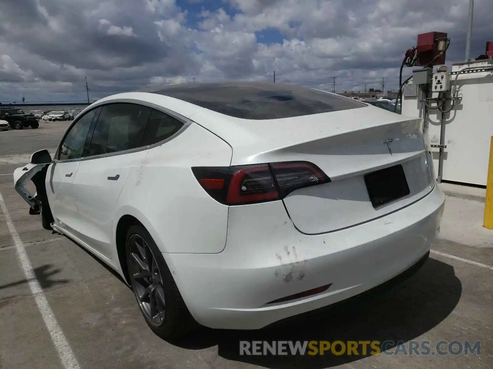 3 Photograph of a damaged car 5YJ3E1EA0KF430699 TESLA MODEL 3 2019