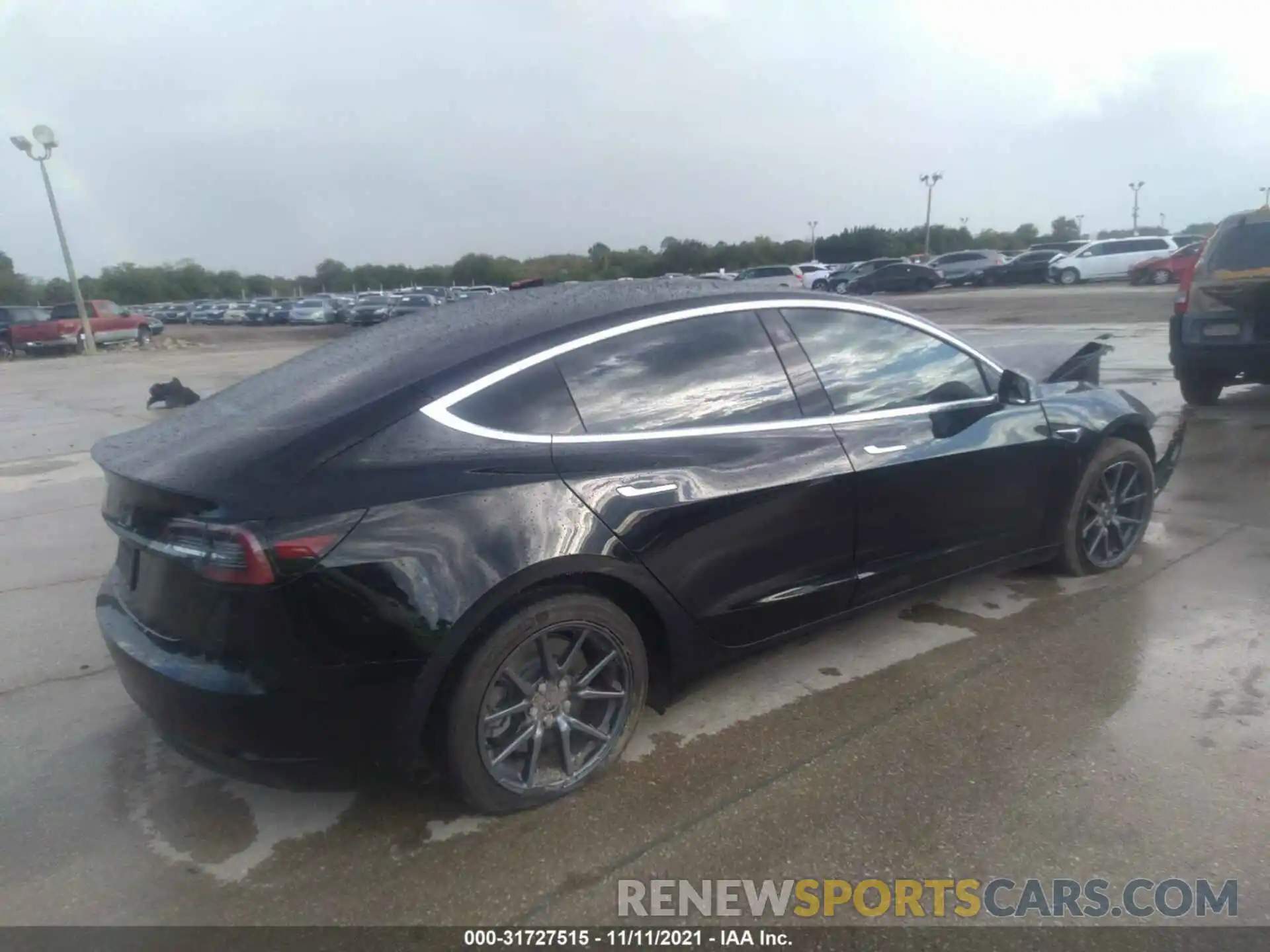 4 Photograph of a damaged car 5YJ3E1EA0KF431366 TESLA MODEL 3 2019