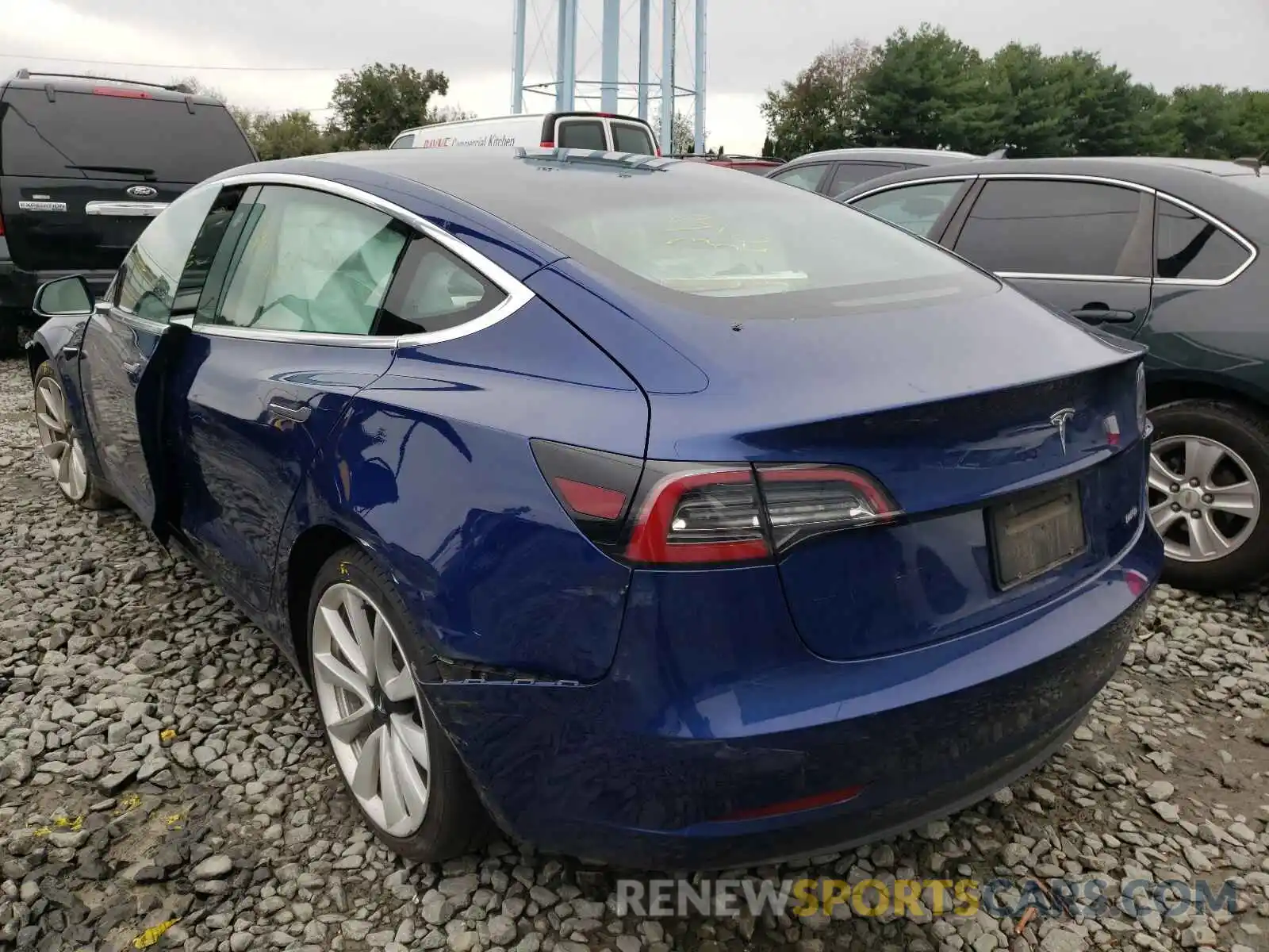 3 Photograph of a damaged car 5YJ3E1EA0KF432095 TESLA MODEL 3 2019