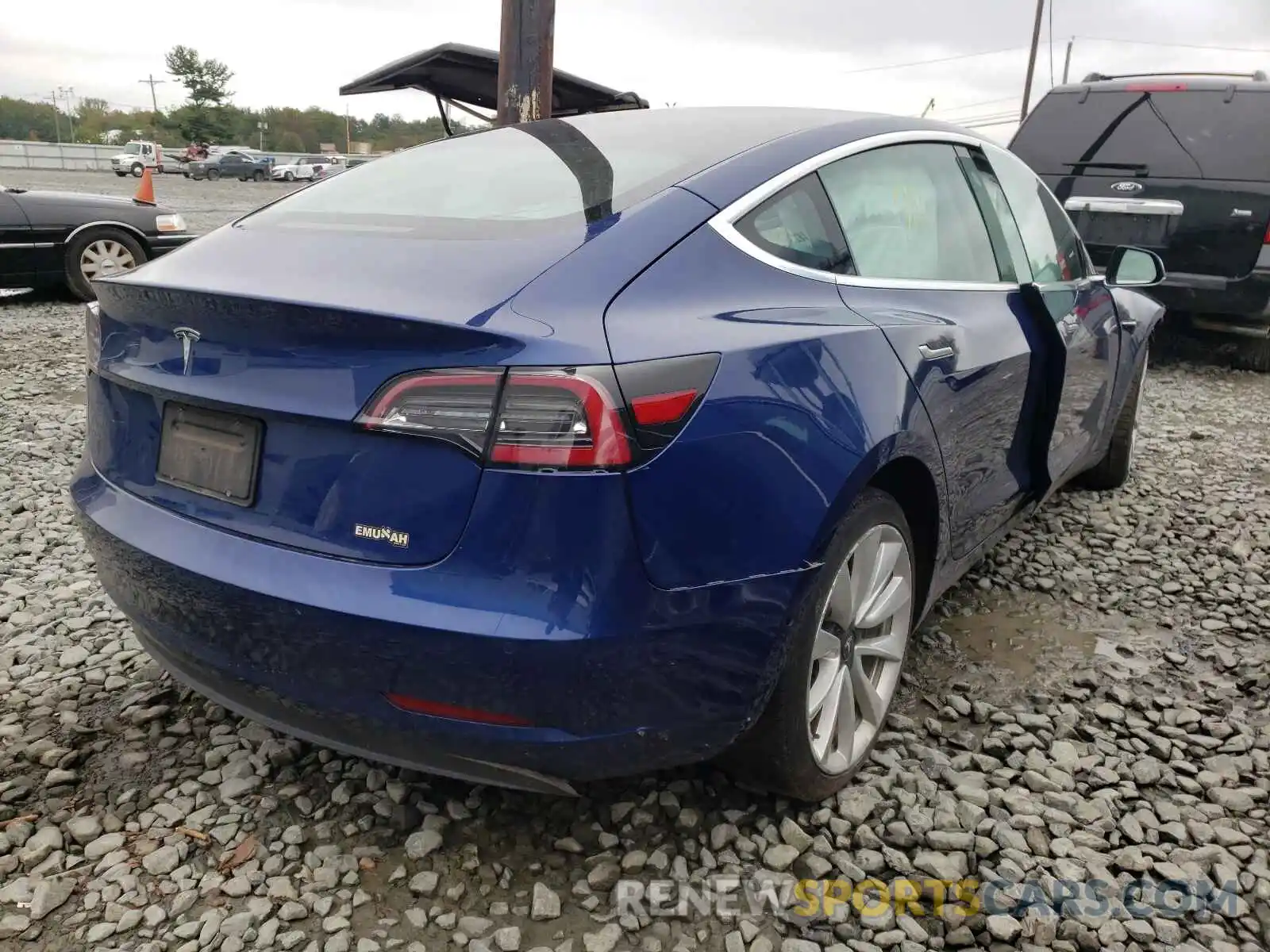 4 Фотография поврежденного автомобиля 5YJ3E1EA0KF432095 TESLA MODEL 3 2019