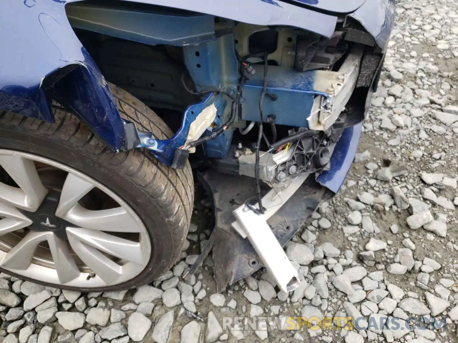 9 Photograph of a damaged car 5YJ3E1EA0KF432095 TESLA MODEL 3 2019