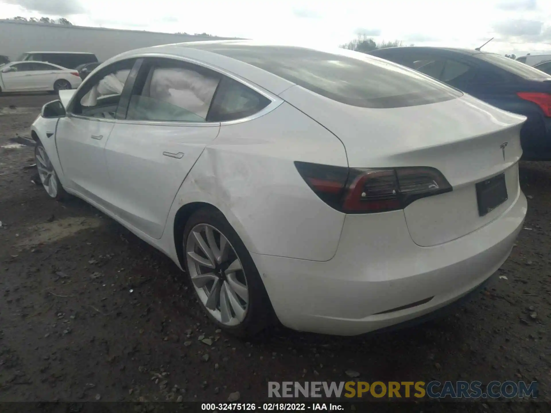 3 Photograph of a damaged car 5YJ3E1EA0KF446675 TESLA MODEL 3 2019