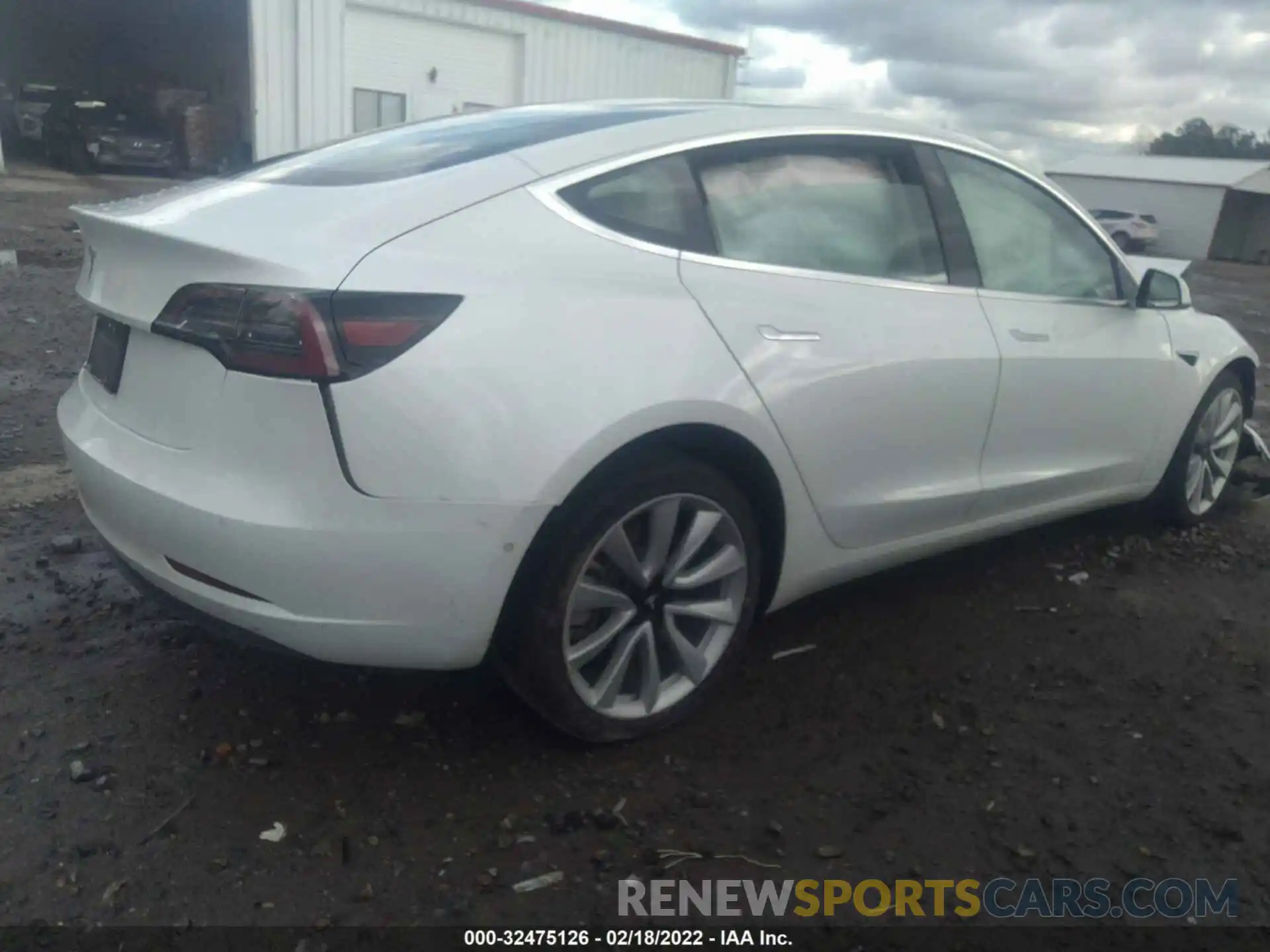 4 Фотография поврежденного автомобиля 5YJ3E1EA0KF446675 TESLA MODEL 3 2019