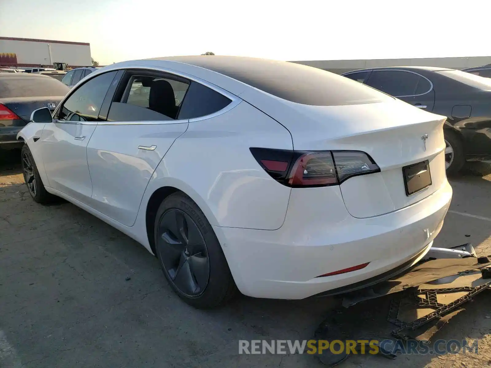 3 Photograph of a damaged car 5YJ3E1EA0KF484729 TESLA MODEL 3 2019