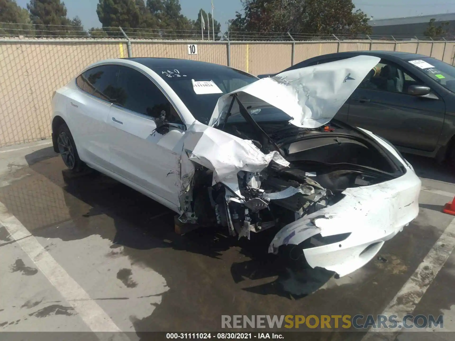 1 Photograph of a damaged car 5YJ3E1EA0KF485783 TESLA MODEL 3 2019