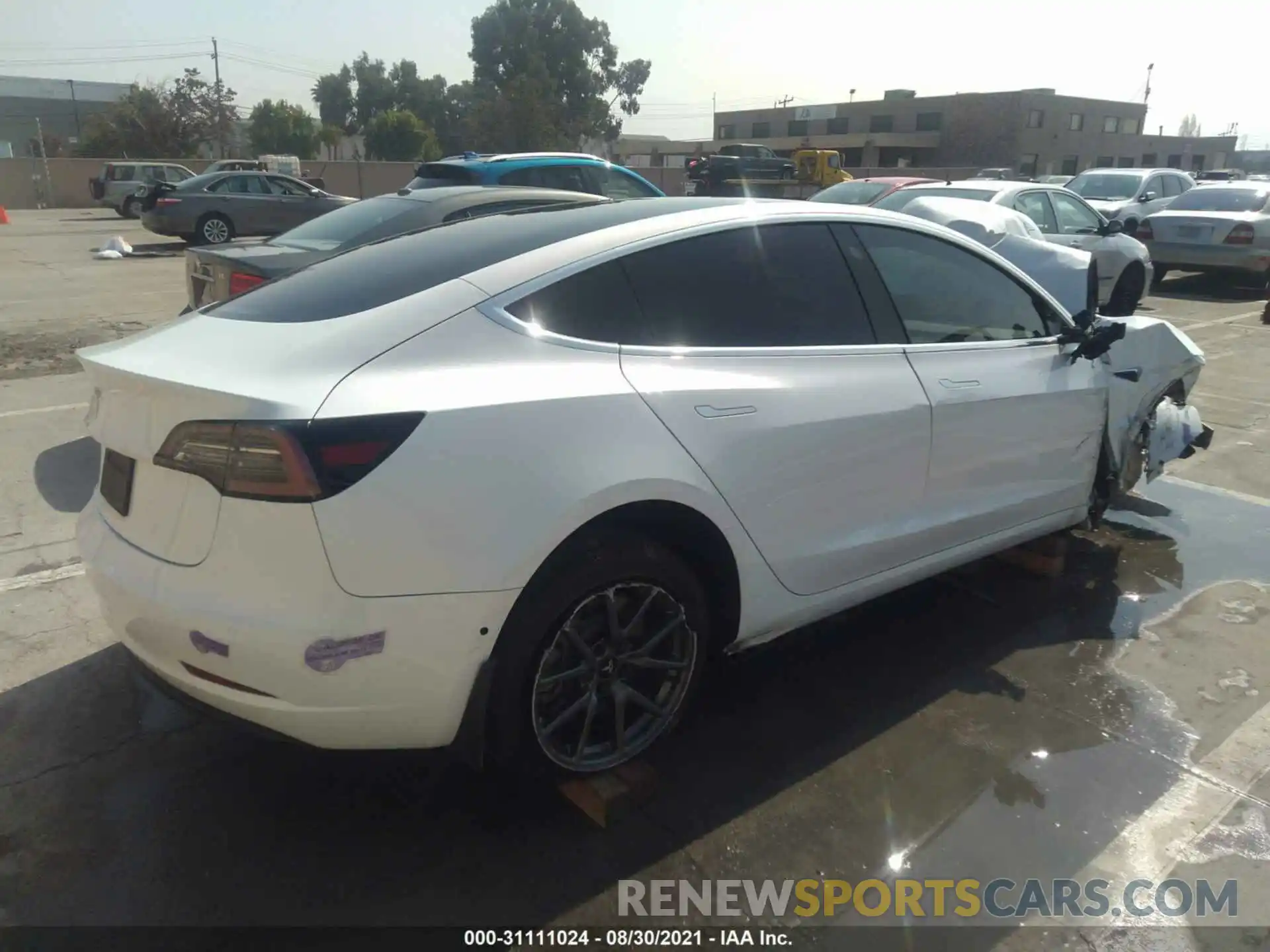 4 Photograph of a damaged car 5YJ3E1EA0KF485783 TESLA MODEL 3 2019