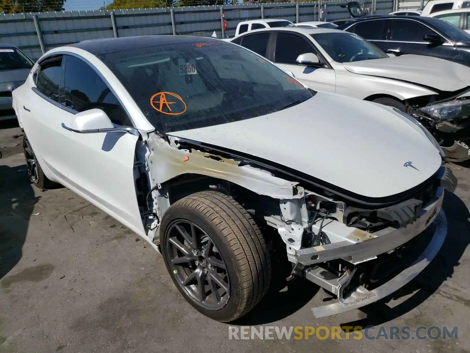 1 Photograph of a damaged car 5YJ3E1EA0KF486514 TESLA MODEL 3 2019