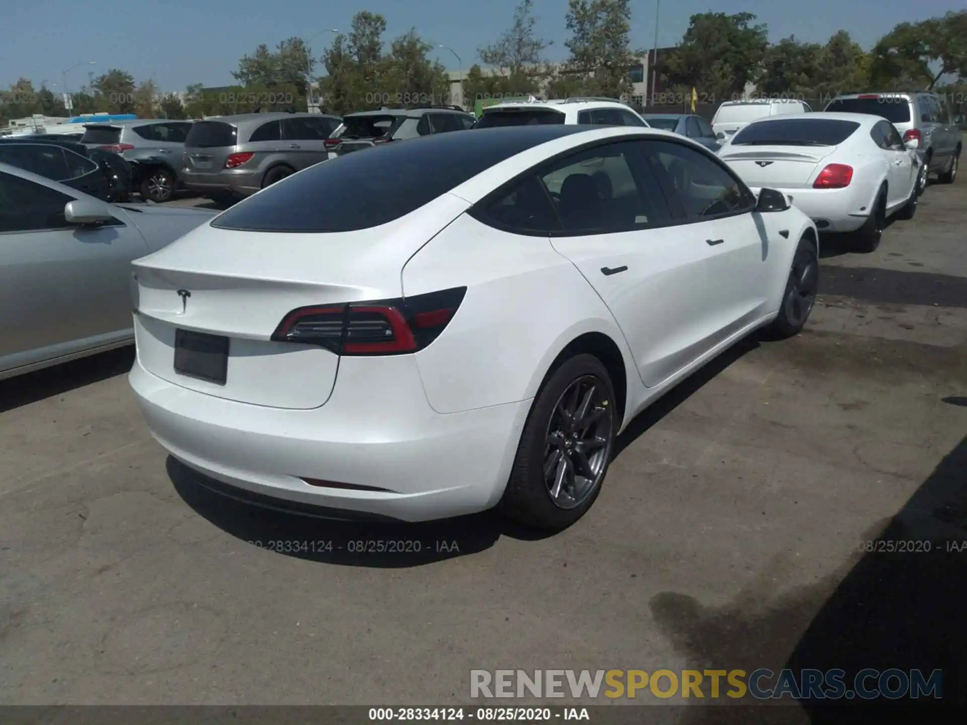 4 Photograph of a damaged car 5YJ3E1EA0KF504106 TESLA MODEL 3 2019