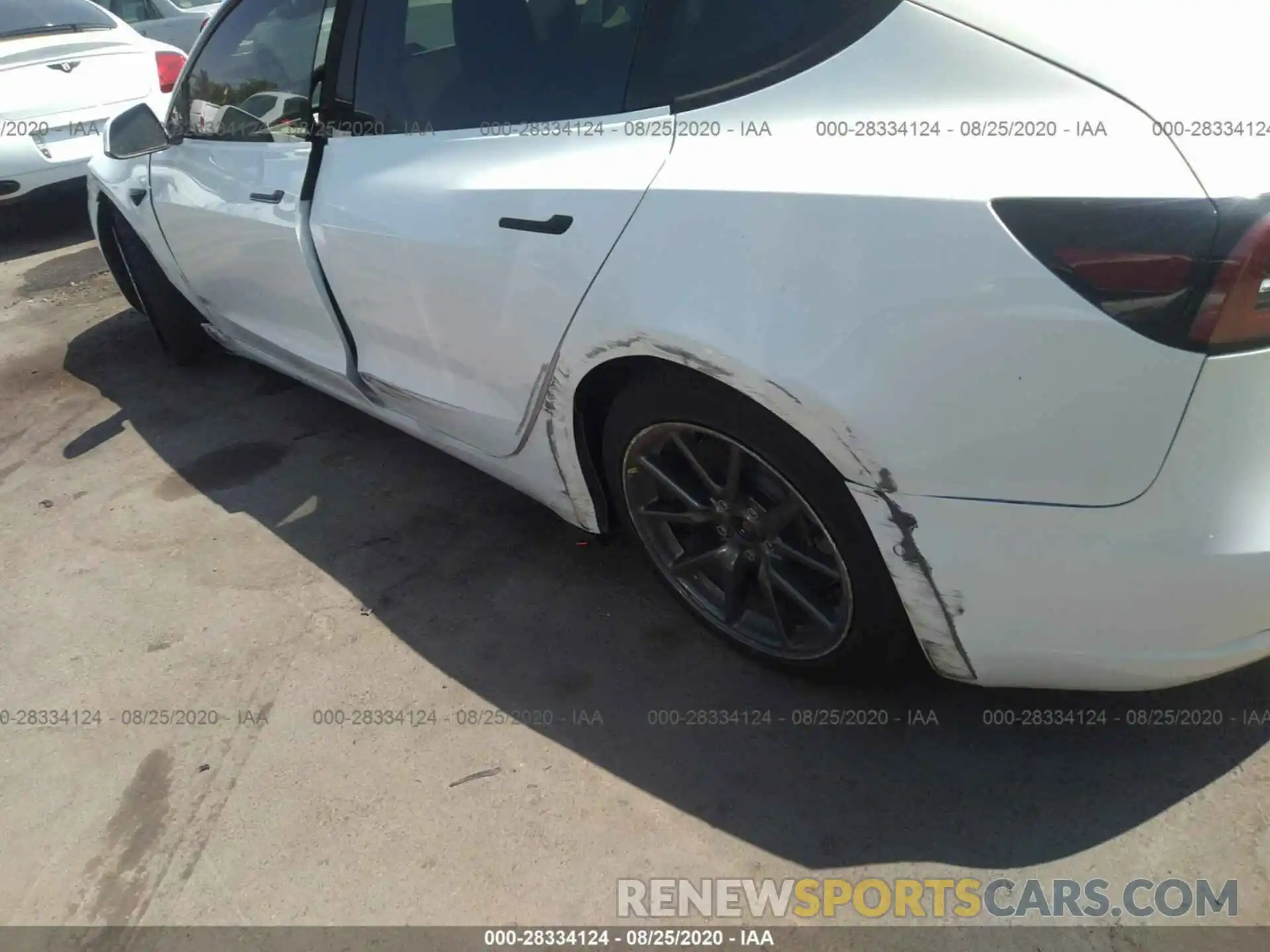 6 Photograph of a damaged car 5YJ3E1EA0KF504106 TESLA MODEL 3 2019