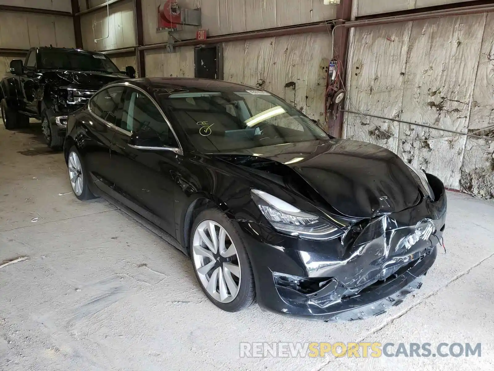 1 Фотография поврежденного автомобиля 5YJ3E1EA1KF300690 TESLA MODEL 3 2019