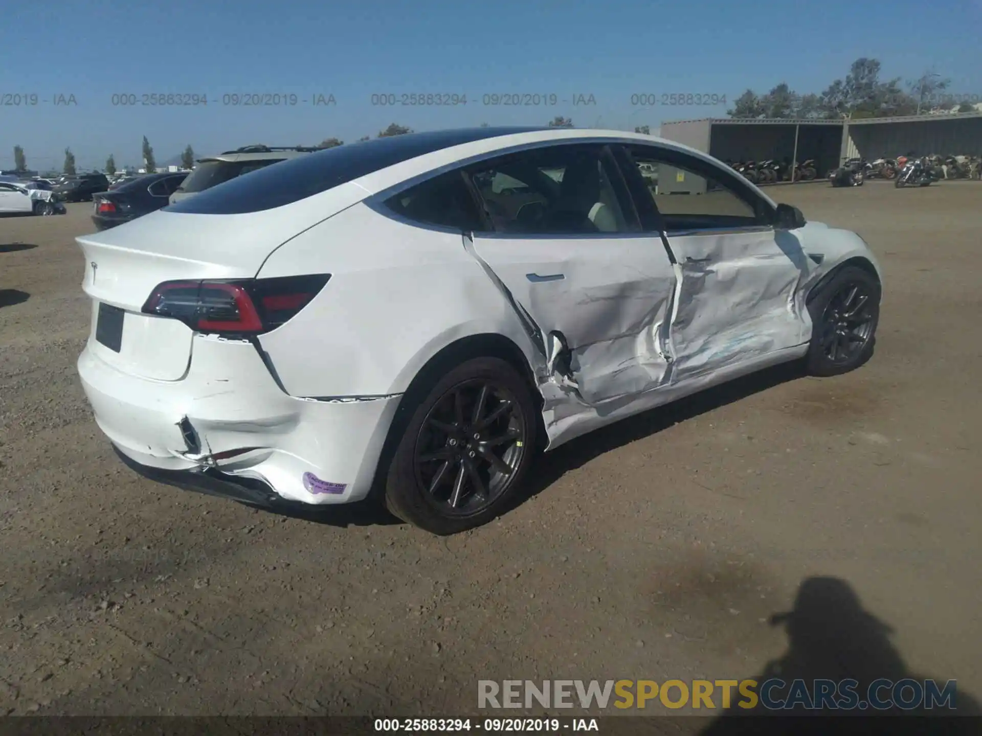 4 Photograph of a damaged car 5YJ3E1EA1KF302066 TESLA MODEL 3 2019