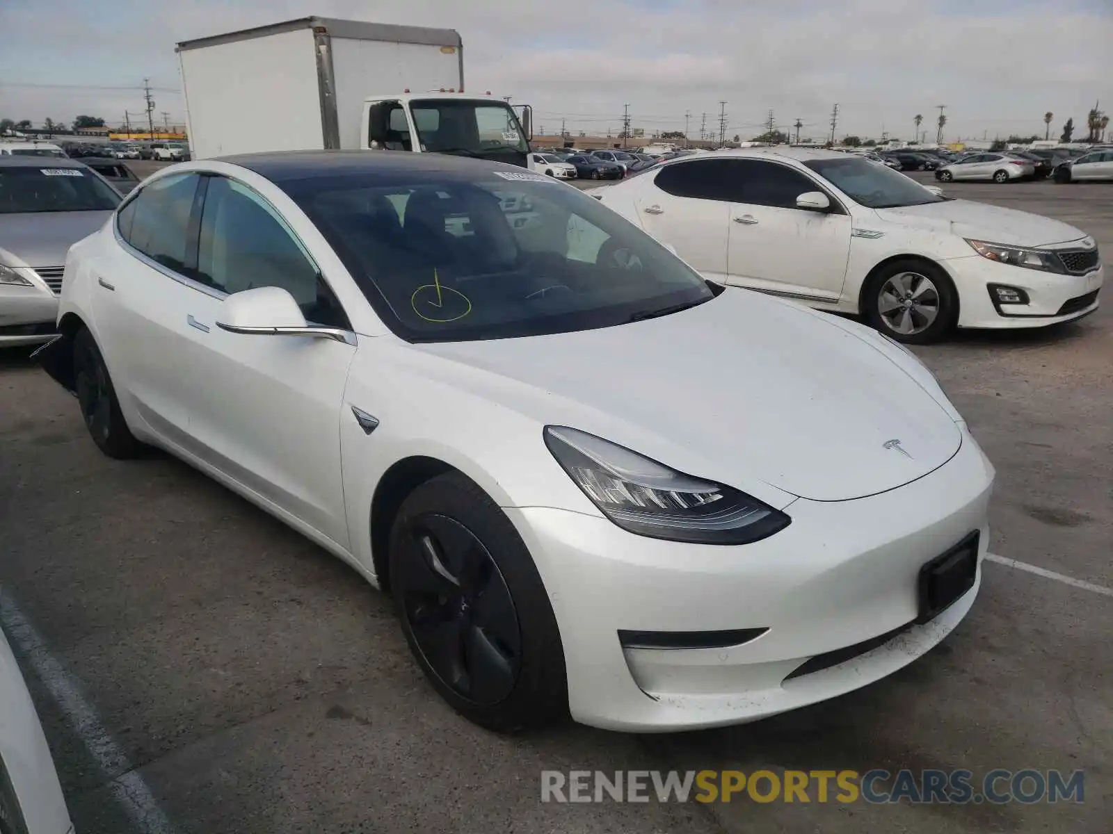 1 Photograph of a damaged car 5YJ3E1EA1KF307137 TESLA MODEL 3 2019