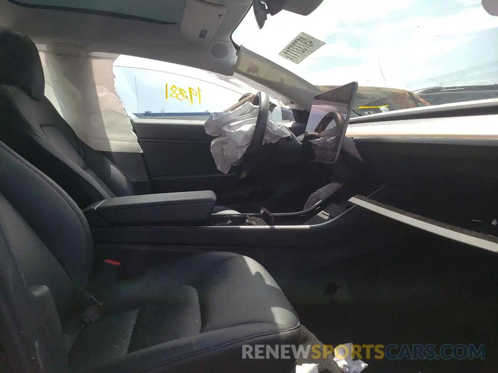 5 Photograph of a damaged car 5YJ3E1EA1KF307249 TESLA MODEL 3 2019