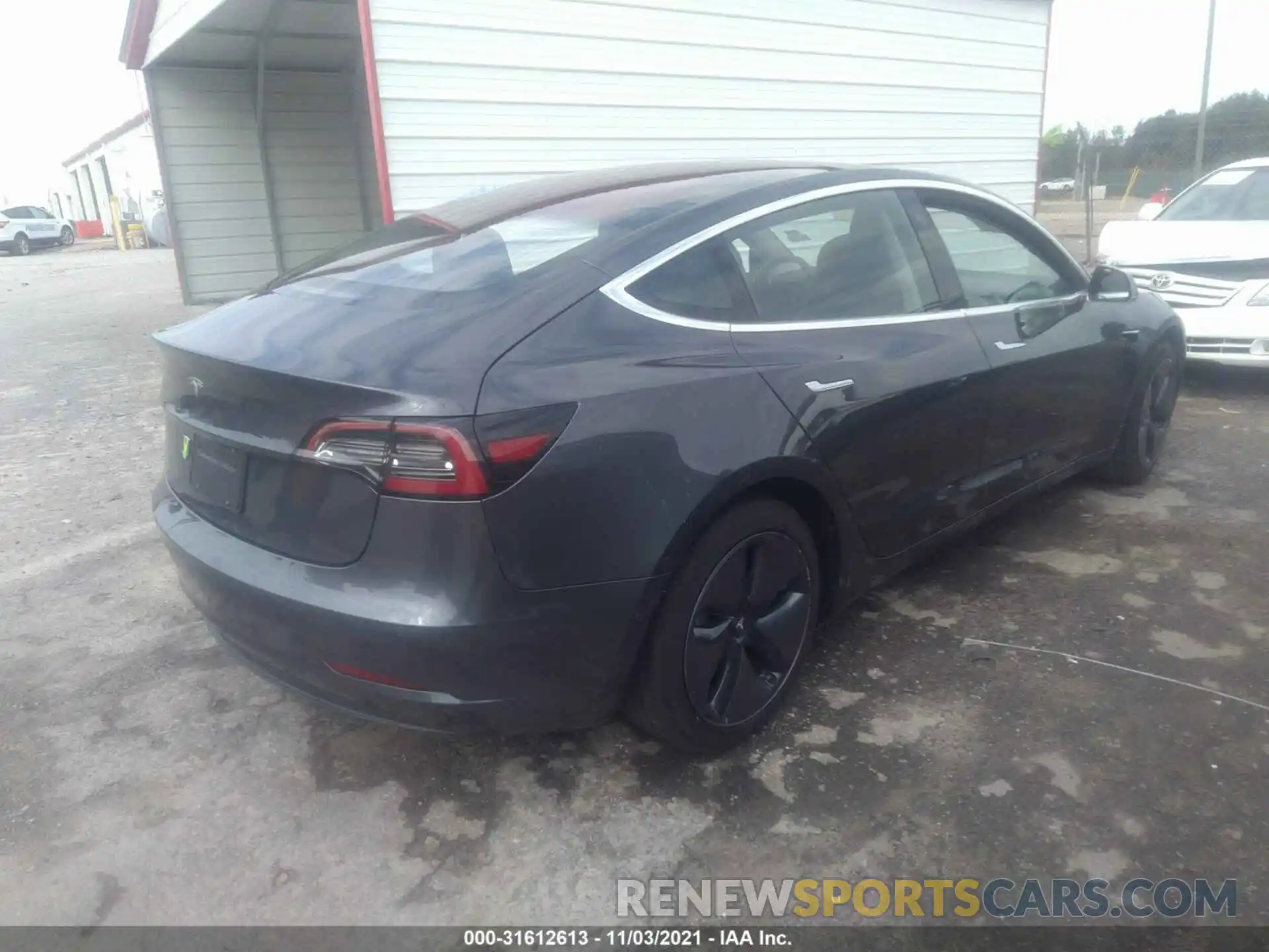 4 Фотография поврежденного автомобиля 5YJ3E1EA1KF307364 TESLA MODEL 3 2019