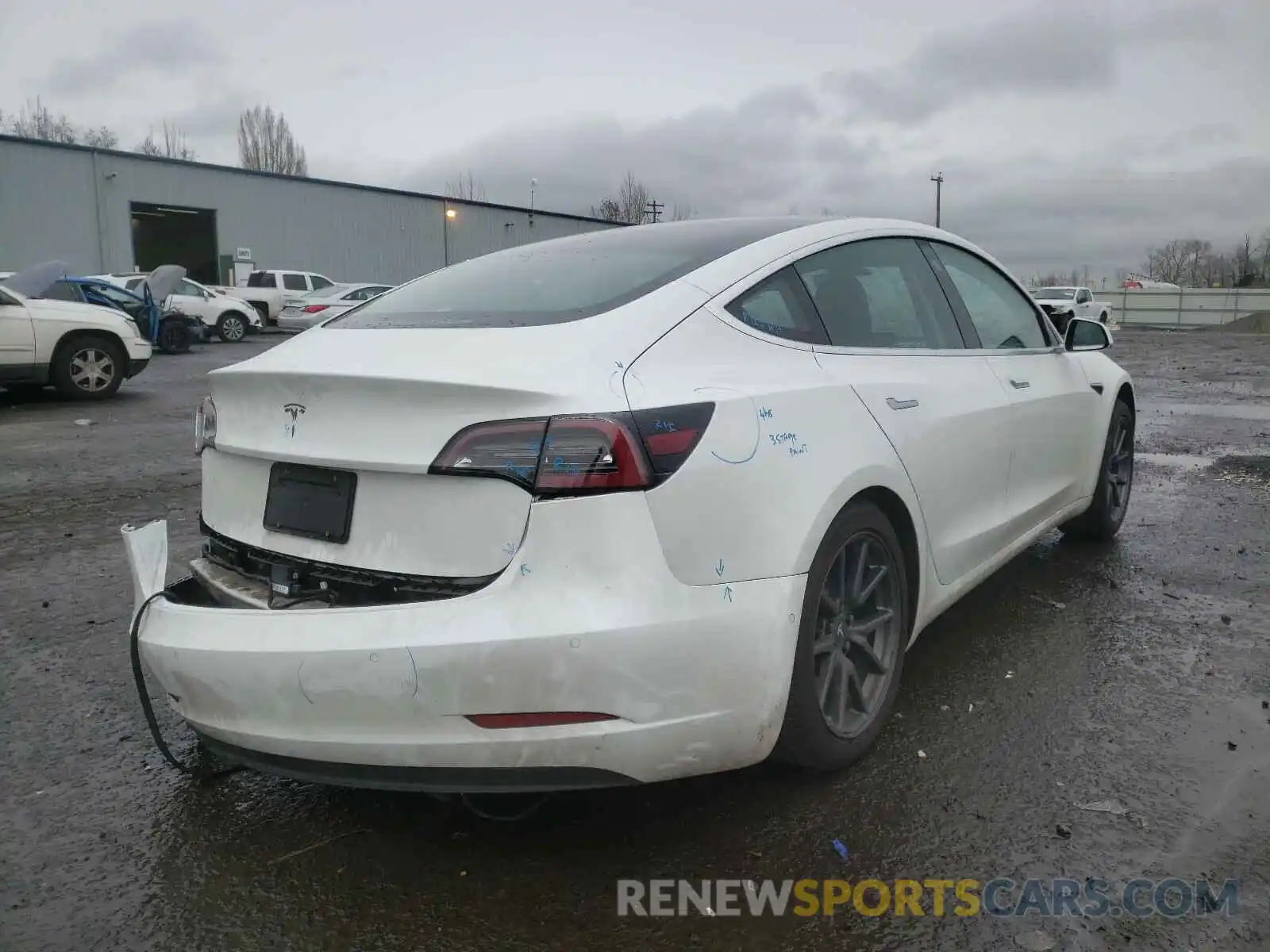 4 Photograph of a damaged car 5YJ3E1EA1KF310202 TESLA MODEL 3 2019