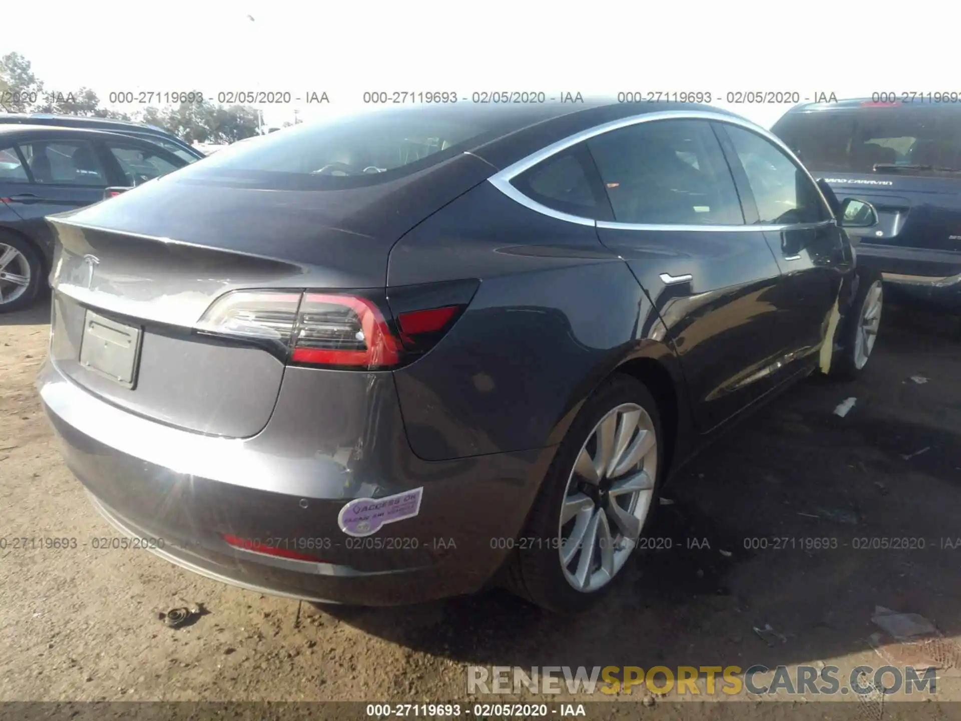 4 Фотография поврежденного автомобиля 5YJ3E1EA1KF311267 TESLA MODEL 3 2019