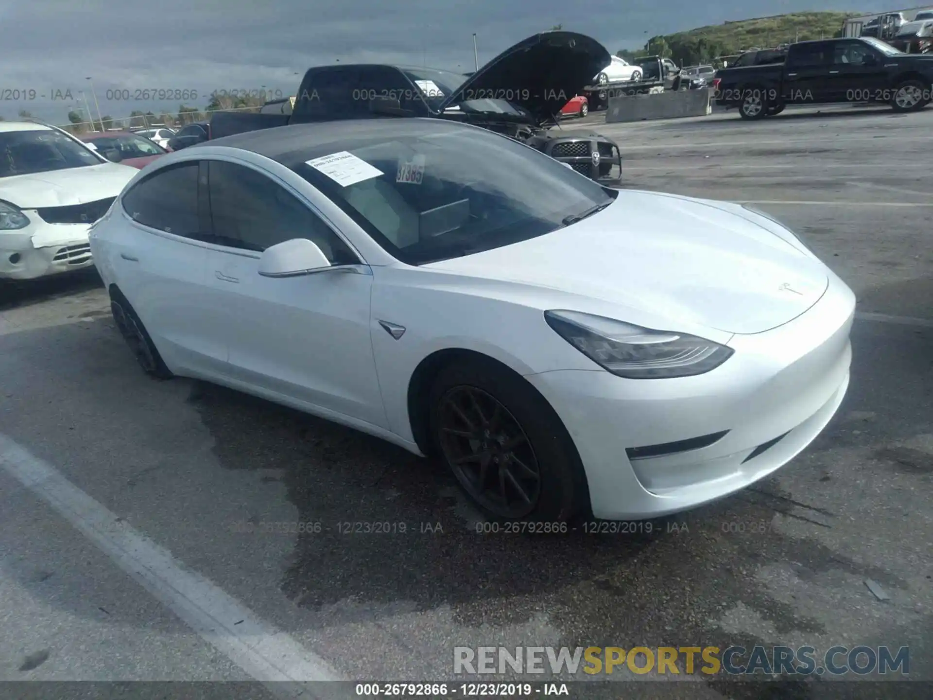 1 Photograph of a damaged car 5YJ3E1EA1KF314928 TESLA MODEL 3 2019