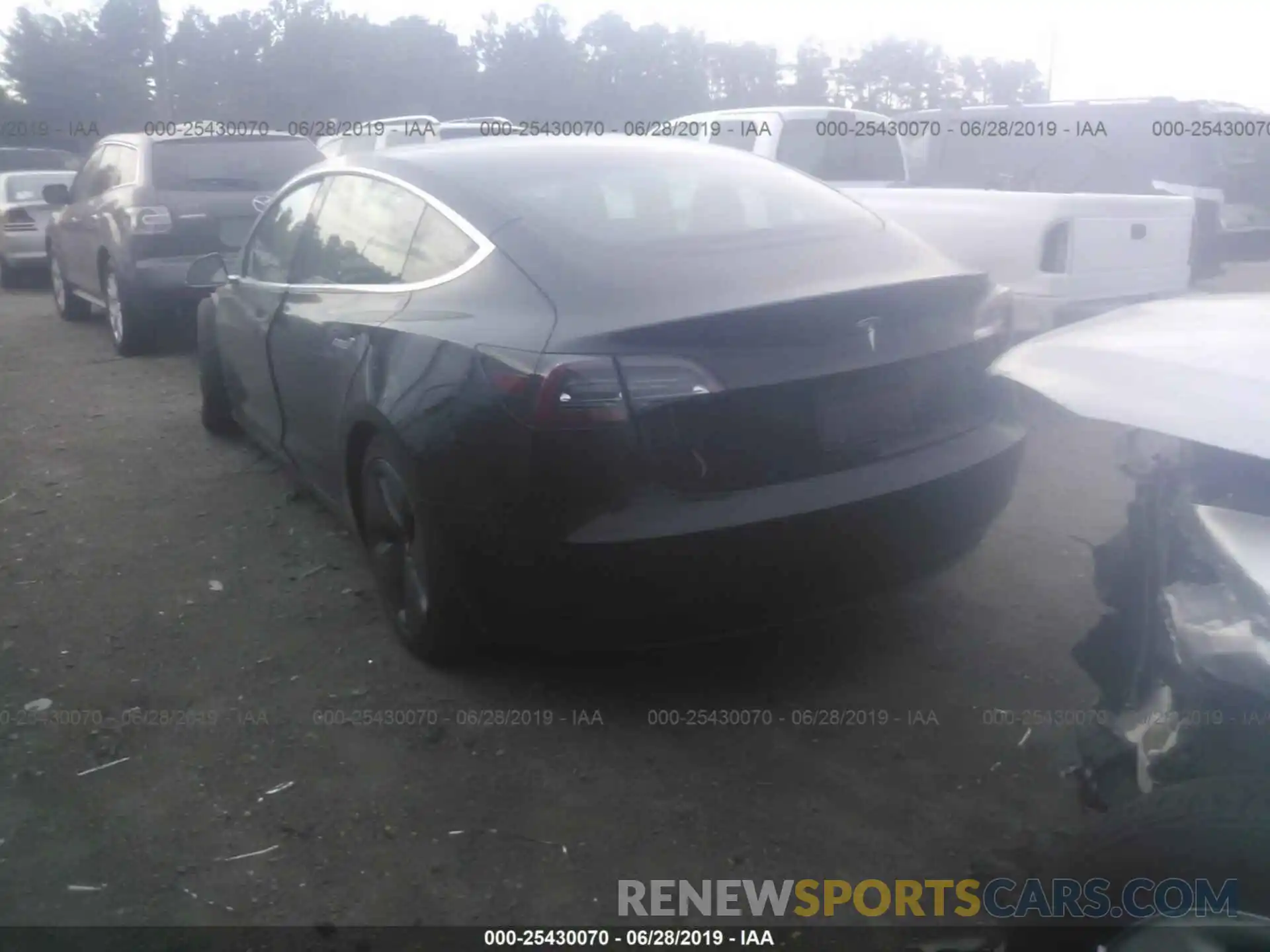 3 Photograph of a damaged car 5YJ3E1EA1KF324617 TESLA MODEL 3 2019