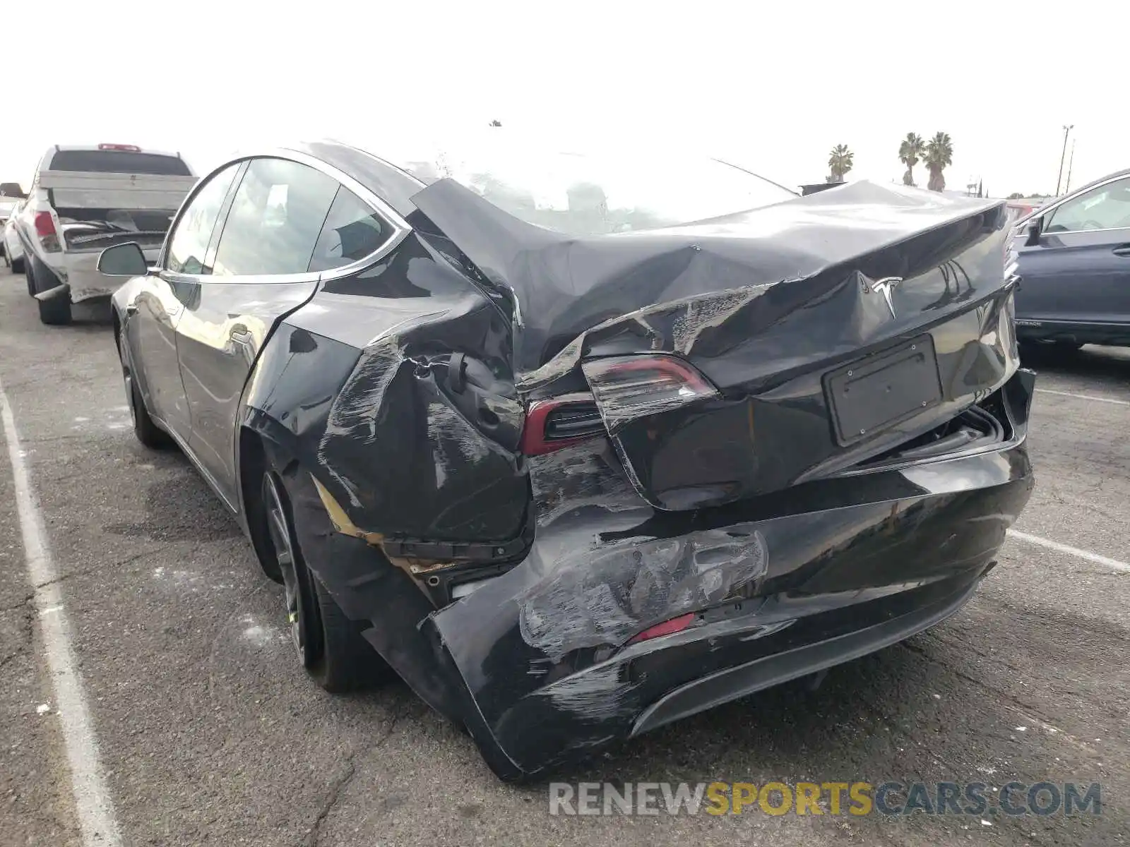 3 Photograph of a damaged car 5YJ3E1EA1KF394747 TESLA MODEL 3 2019