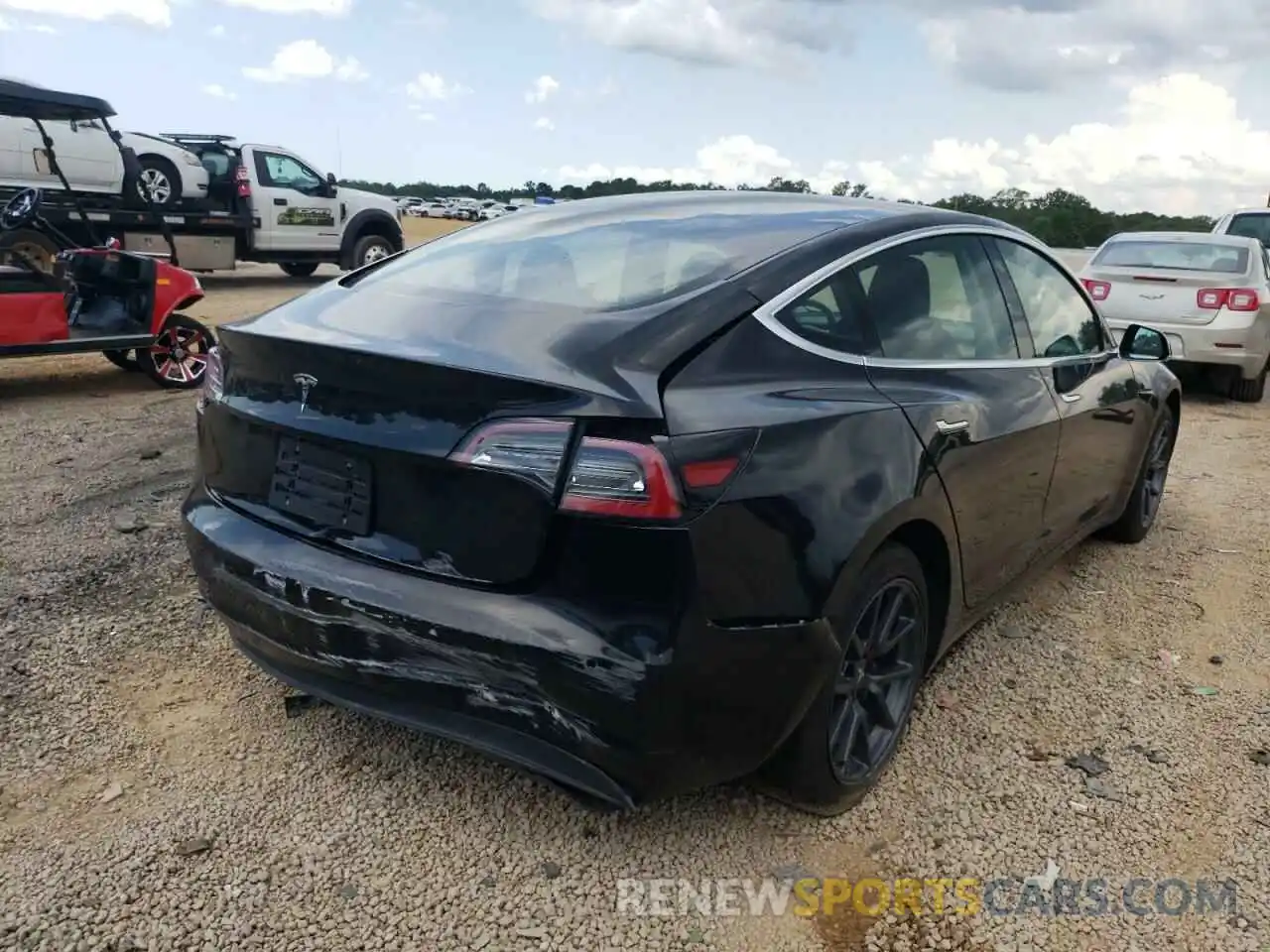 4 Фотография поврежденного автомобиля 5YJ3E1EA1KF396028 TESLA MODEL 3 2019