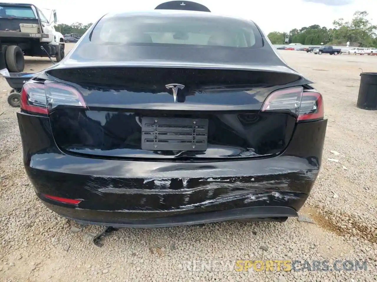 9 Photograph of a damaged car 5YJ3E1EA1KF396028 TESLA MODEL 3 2019