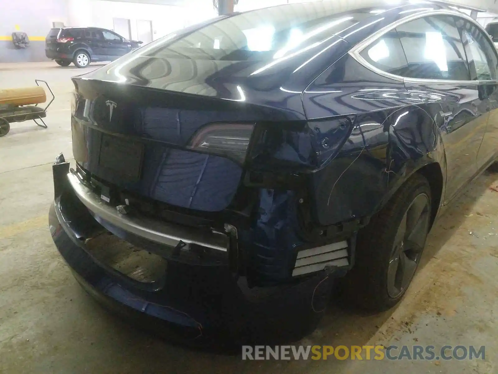 9 Photograph of a damaged car 5YJ3E1EA1KF396739 TESLA MODEL 3 2019